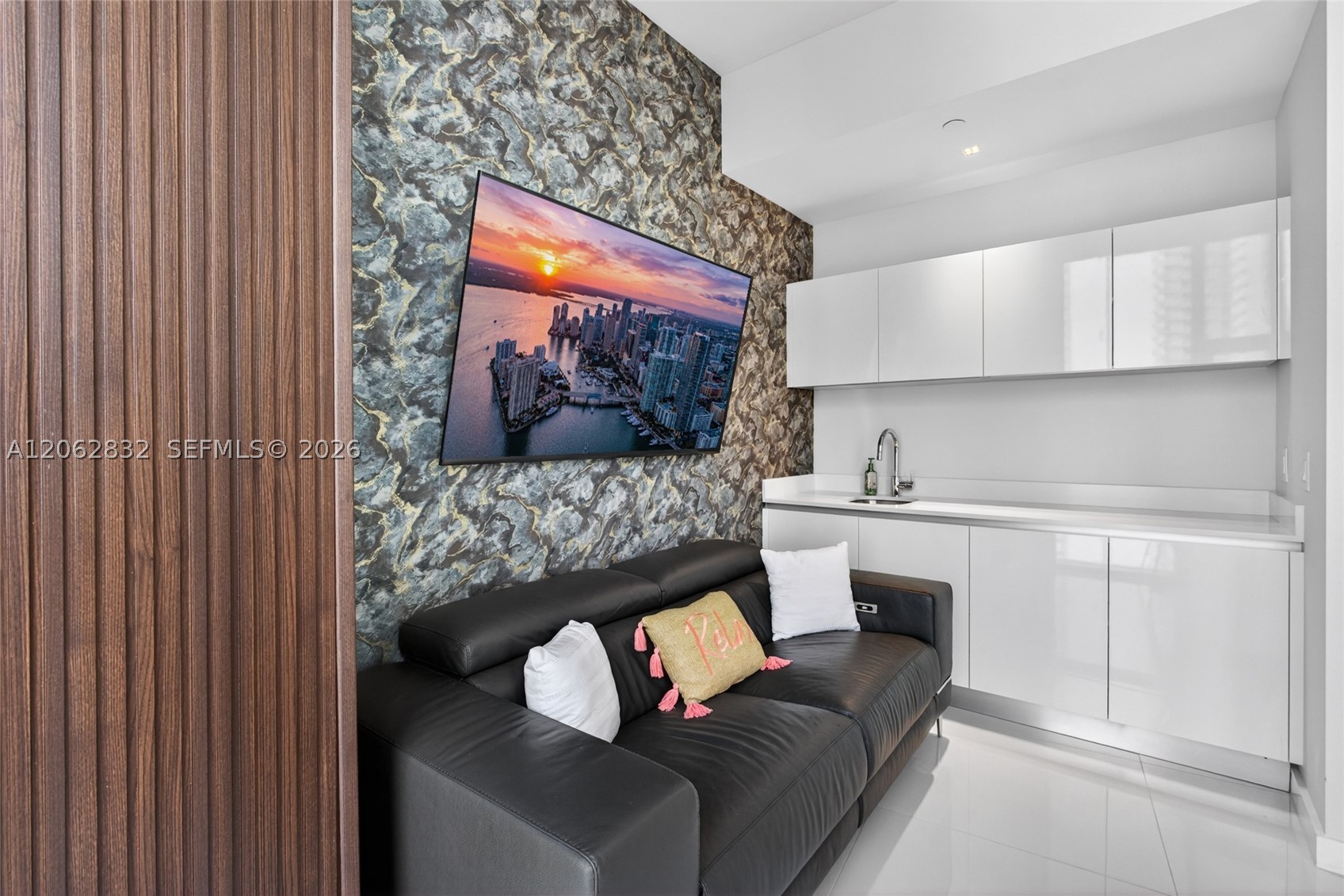 851 NE 1st Ave #3201, Miami FL 33132