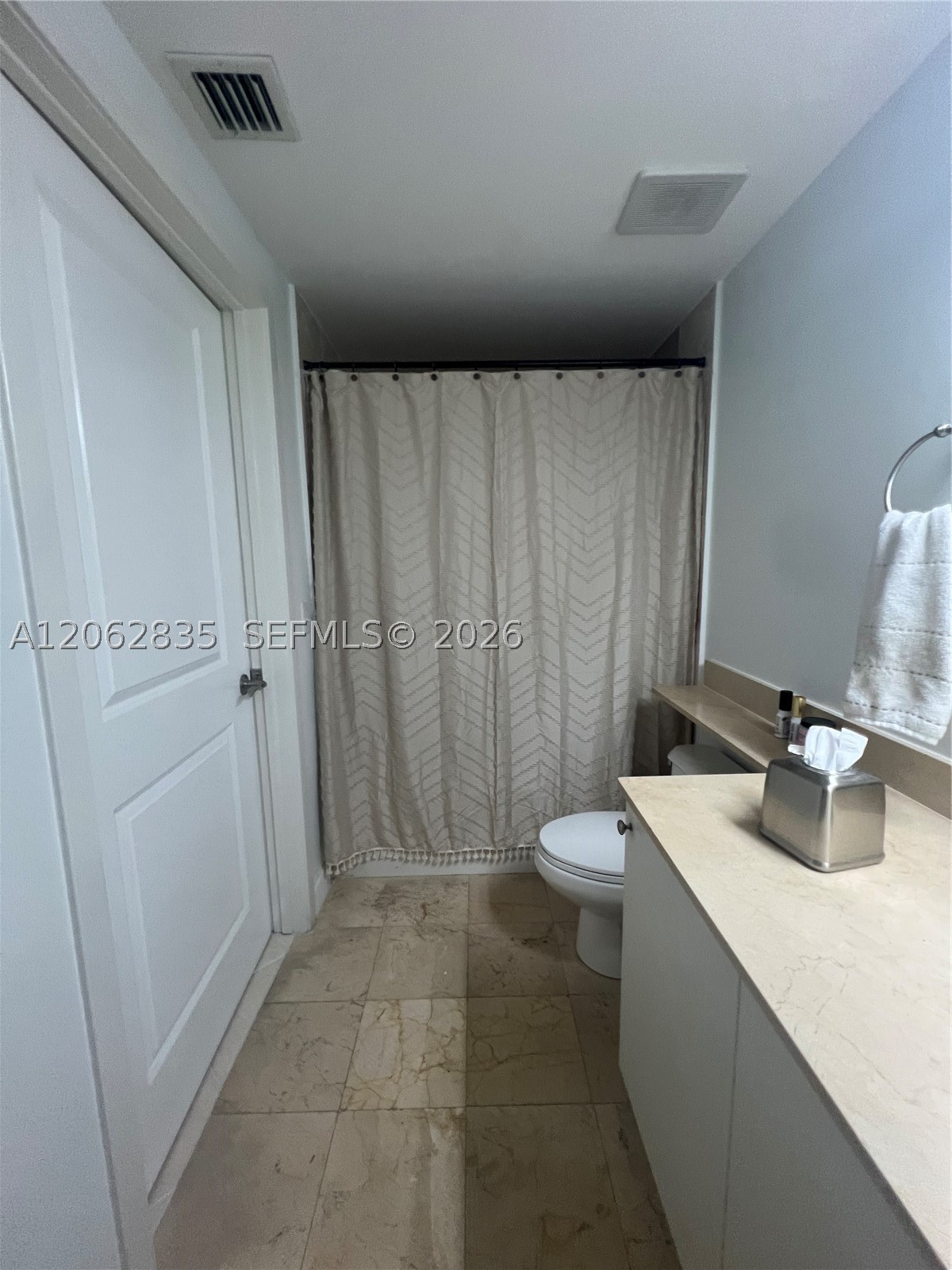 170 SE 14th St #2007, Miami FL 33131