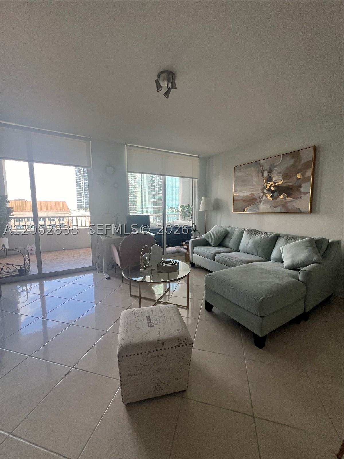170 SE 14th St #2007, Miami FL 33131
