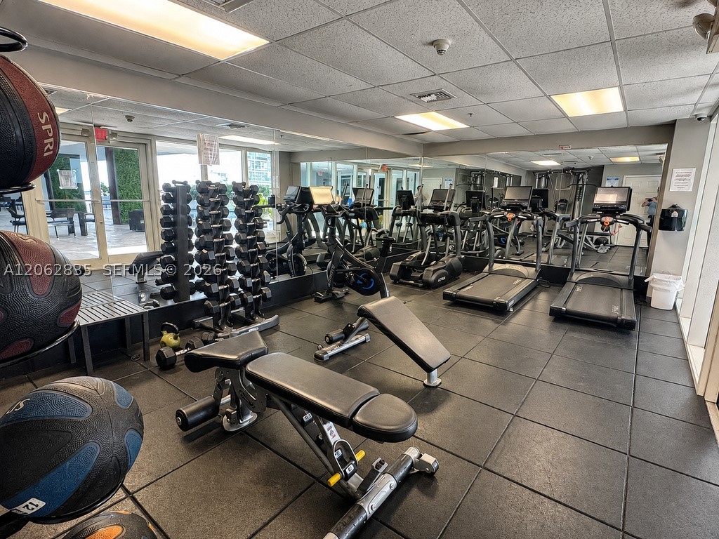 170 SE 14th St #2007, Miami FL 33131