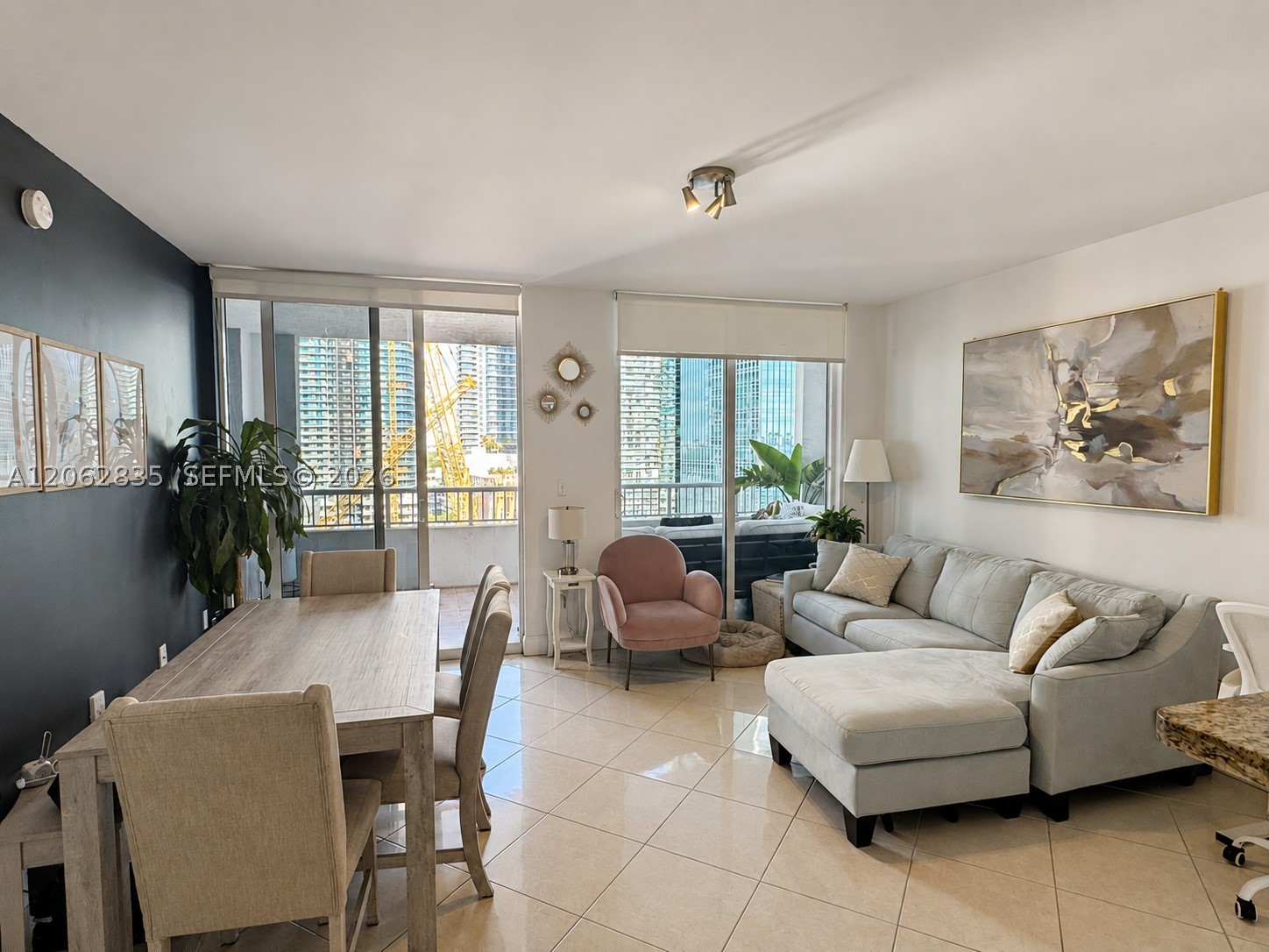 170 SE 14th St #2007, Miami FL 33131