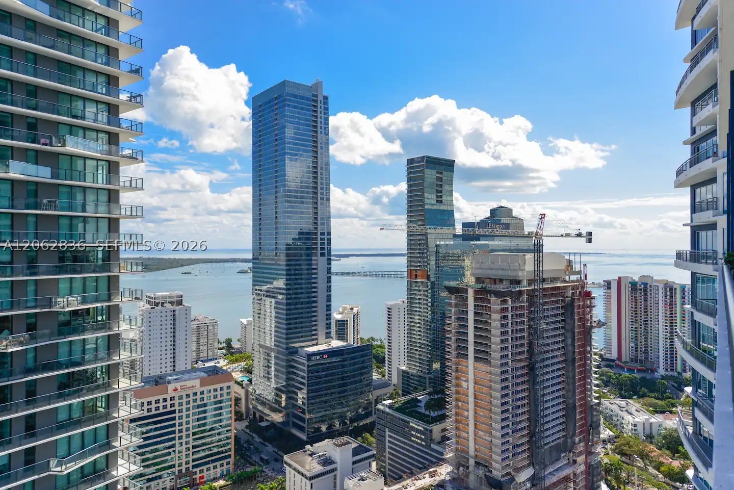 60 SW 13th St #3814, Miami FL 33130