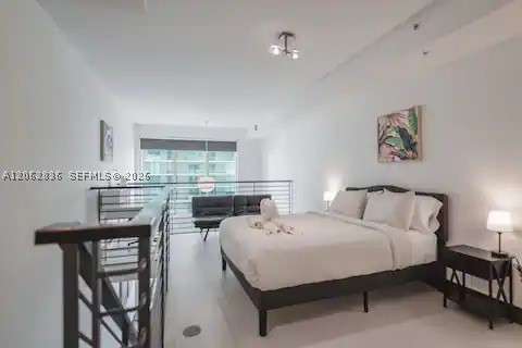 60 SW 13th St #3814, Miami FL 33130