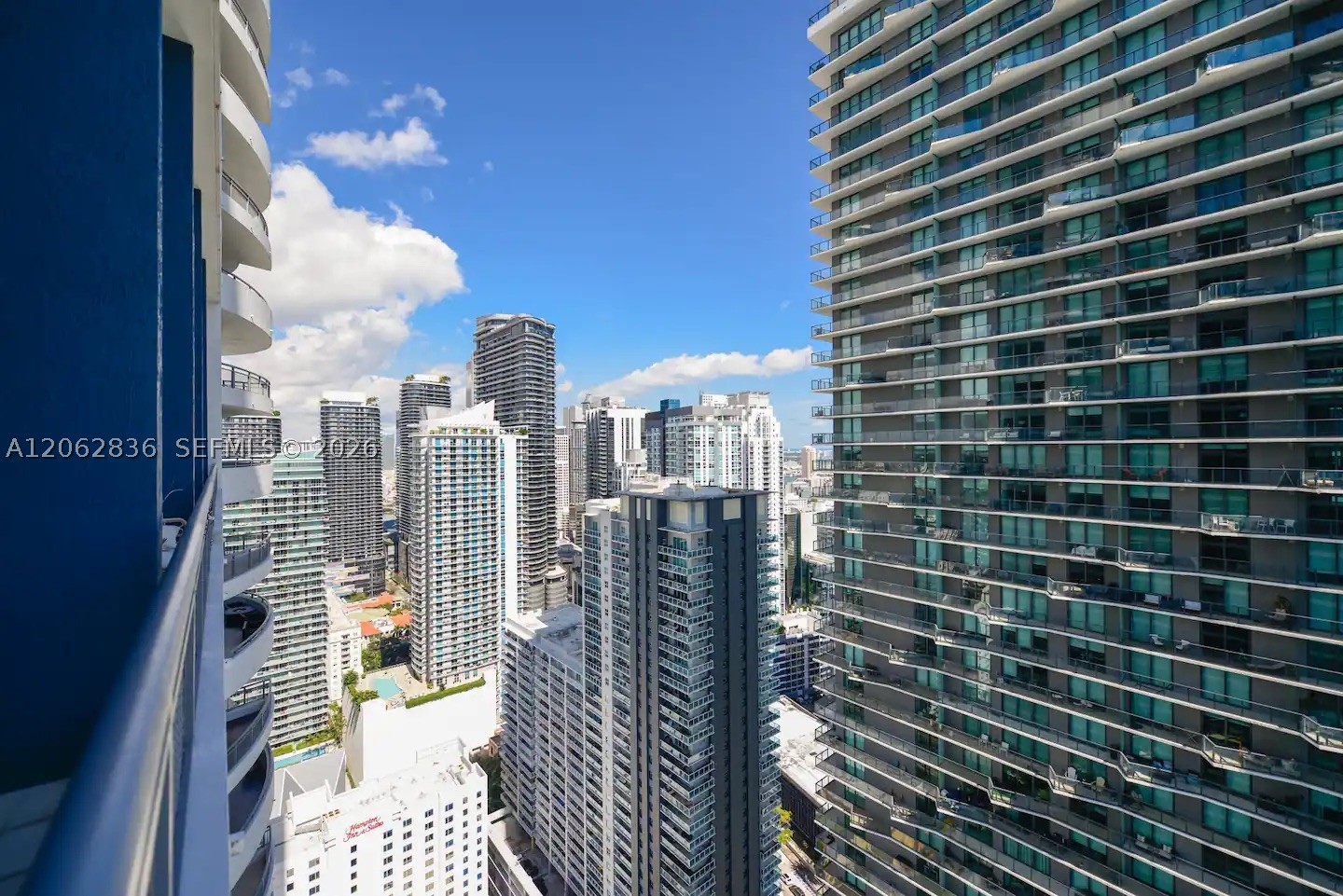 60 SW 13th St #3814, Miami FL 33130