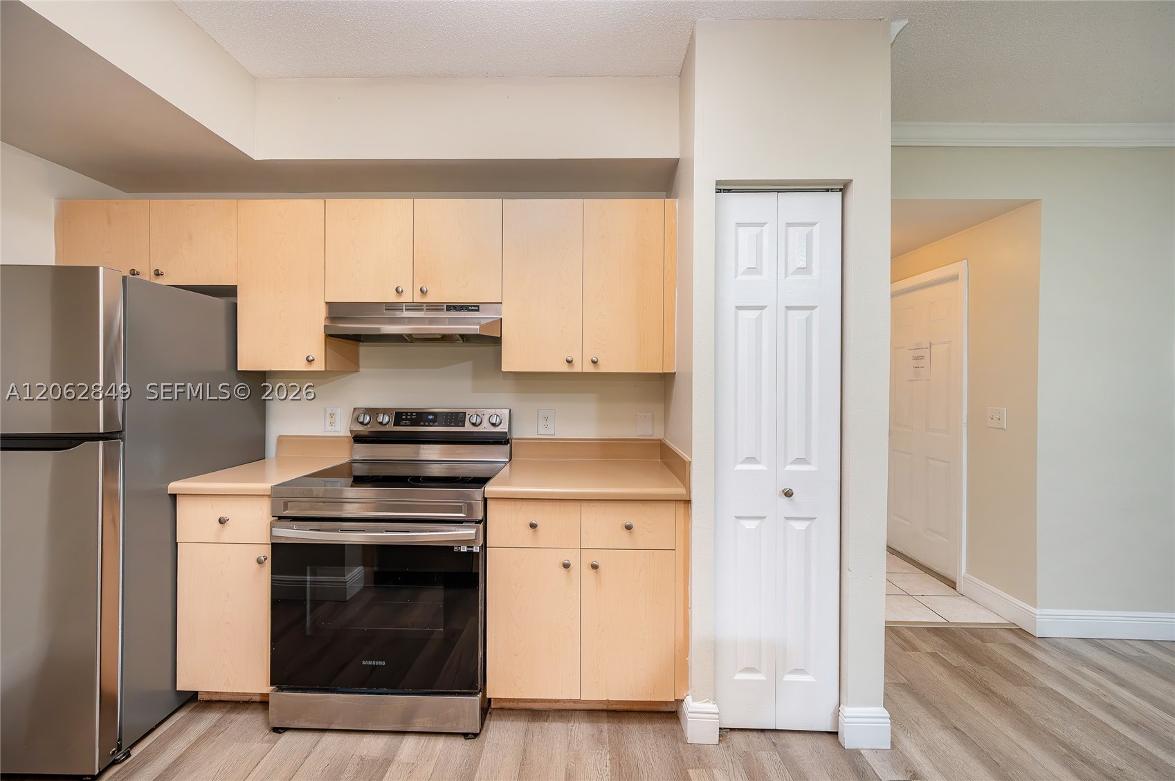 2482 Centergate Dr #101, Miramar FL 33025