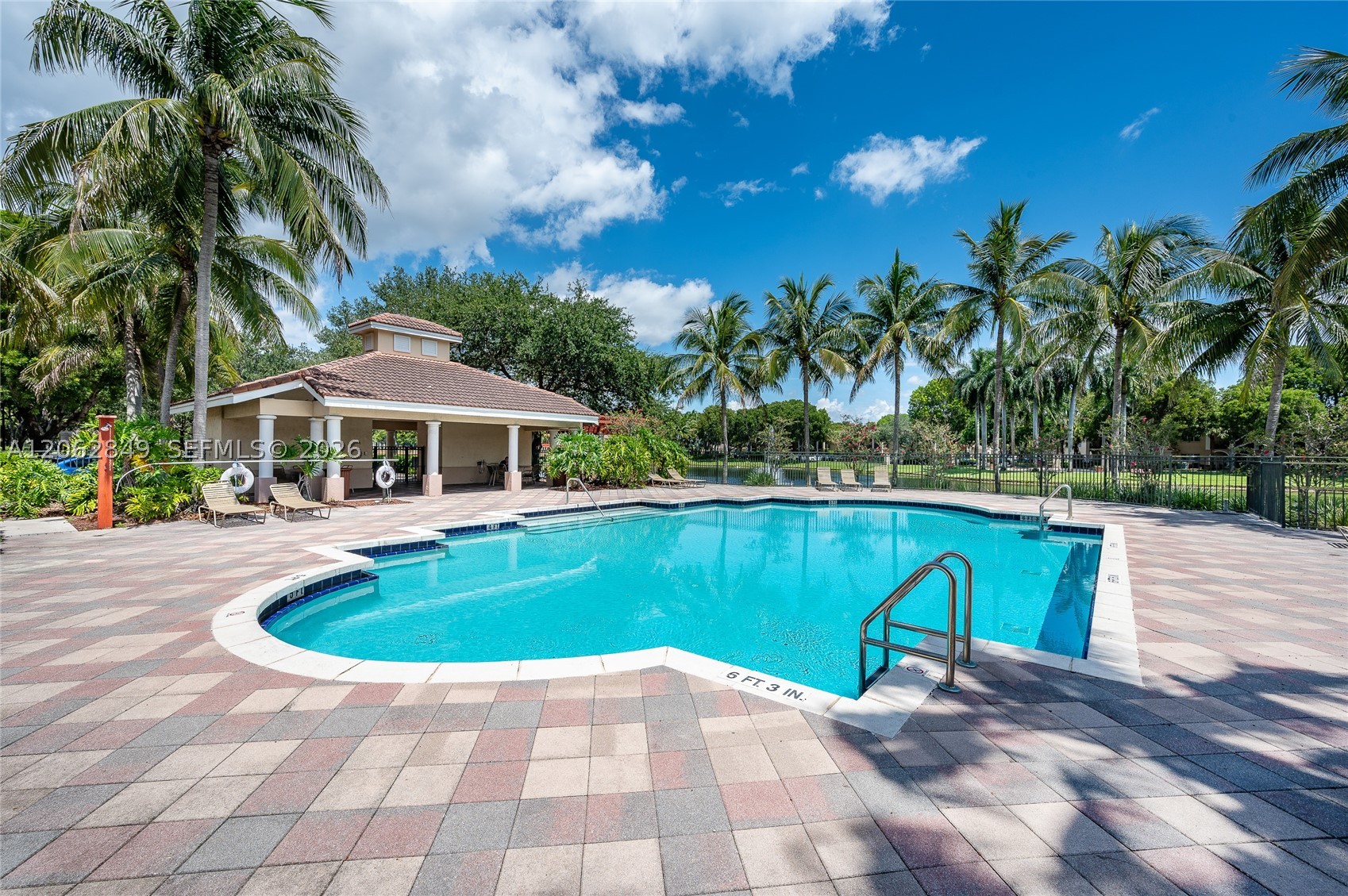 2482 Centergate Dr #101, Miramar FL 33025