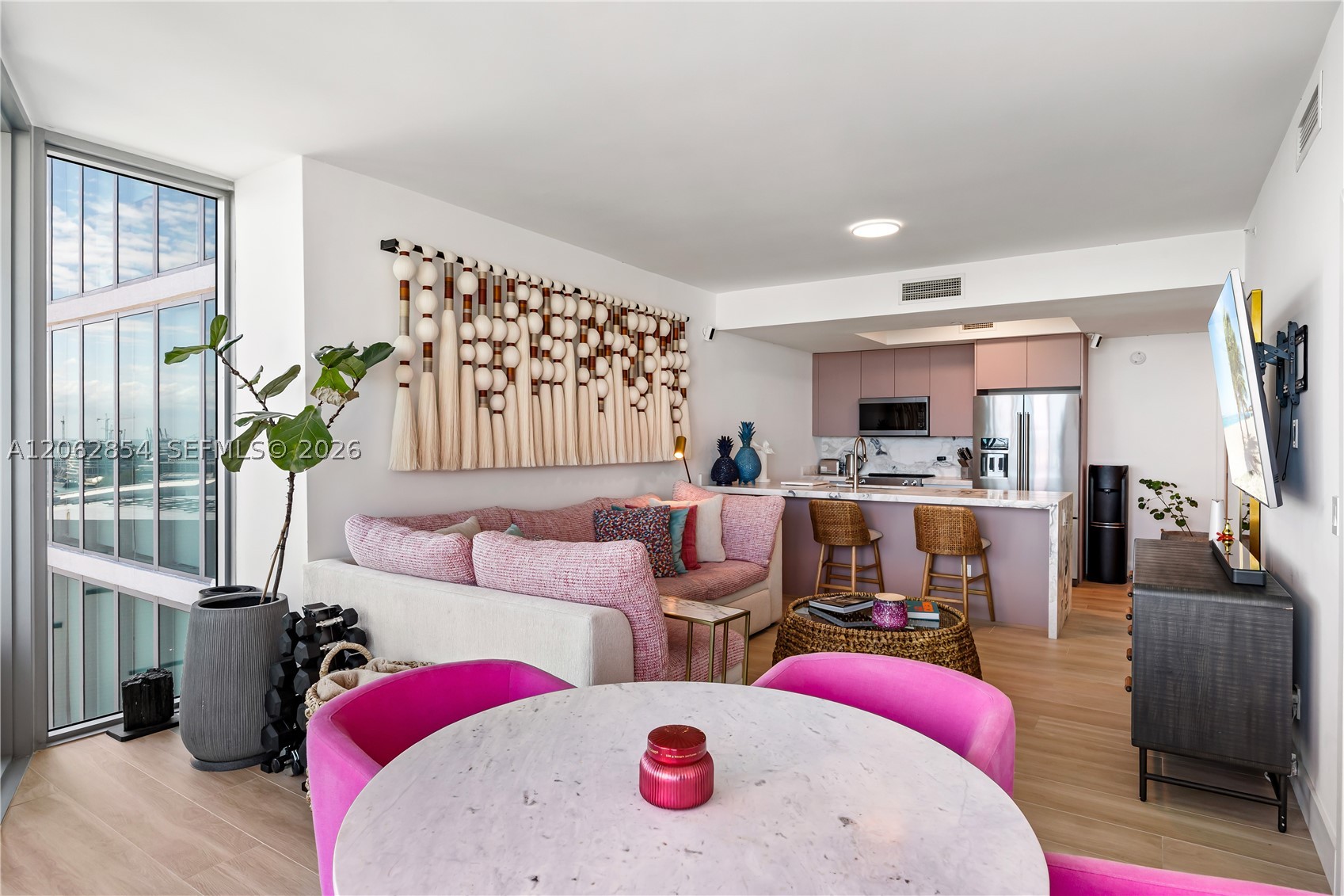 888 Biscayne Blvd #2009, Miami FL 33132