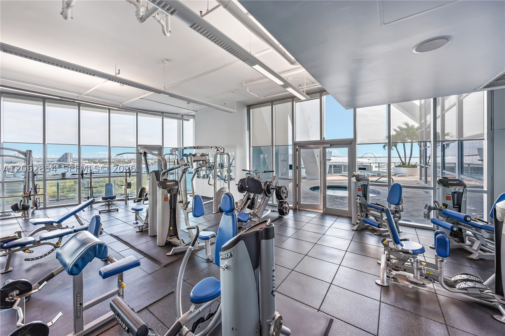 888 Biscayne Blvd #2009, Miami FL 33132
