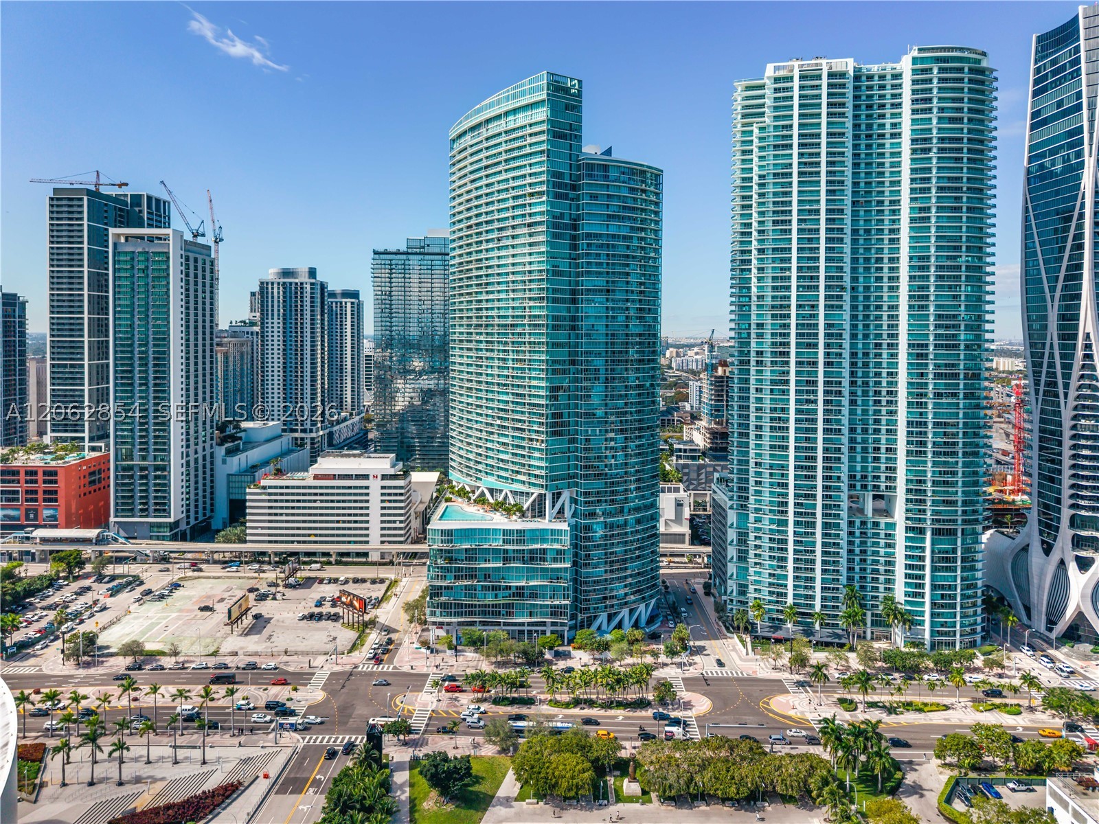 888 Biscayne Blvd #2009, Miami FL 33132