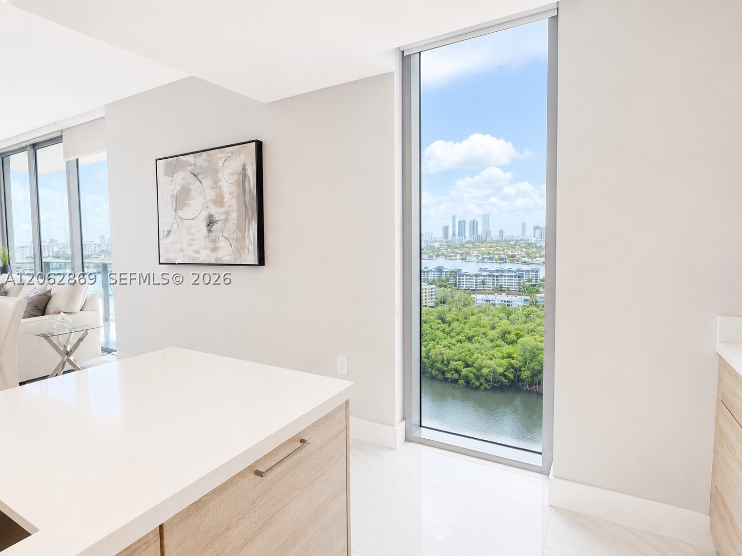 16385 Biscayne Blvd #2007, North Miami Beach FL 33160