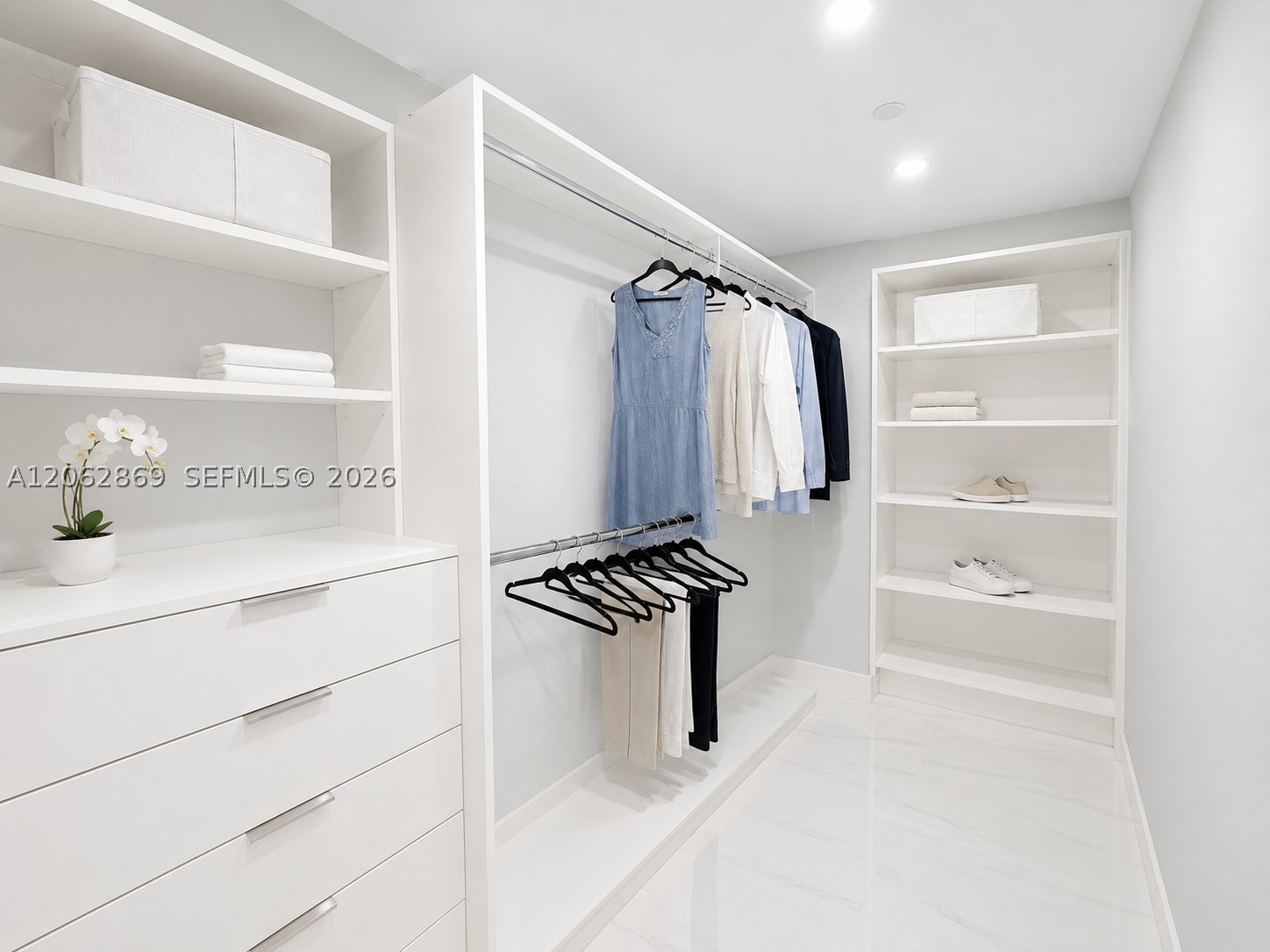16385 Biscayne Blvd #2007, North Miami Beach FL 33160