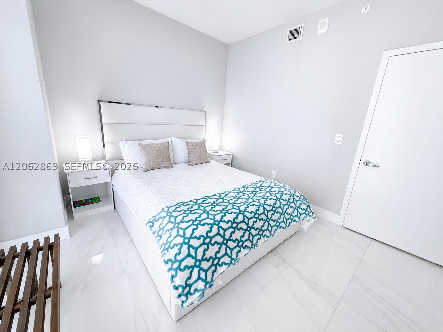16385 Biscayne Blvd #2007, North Miami Beach FL 33160
