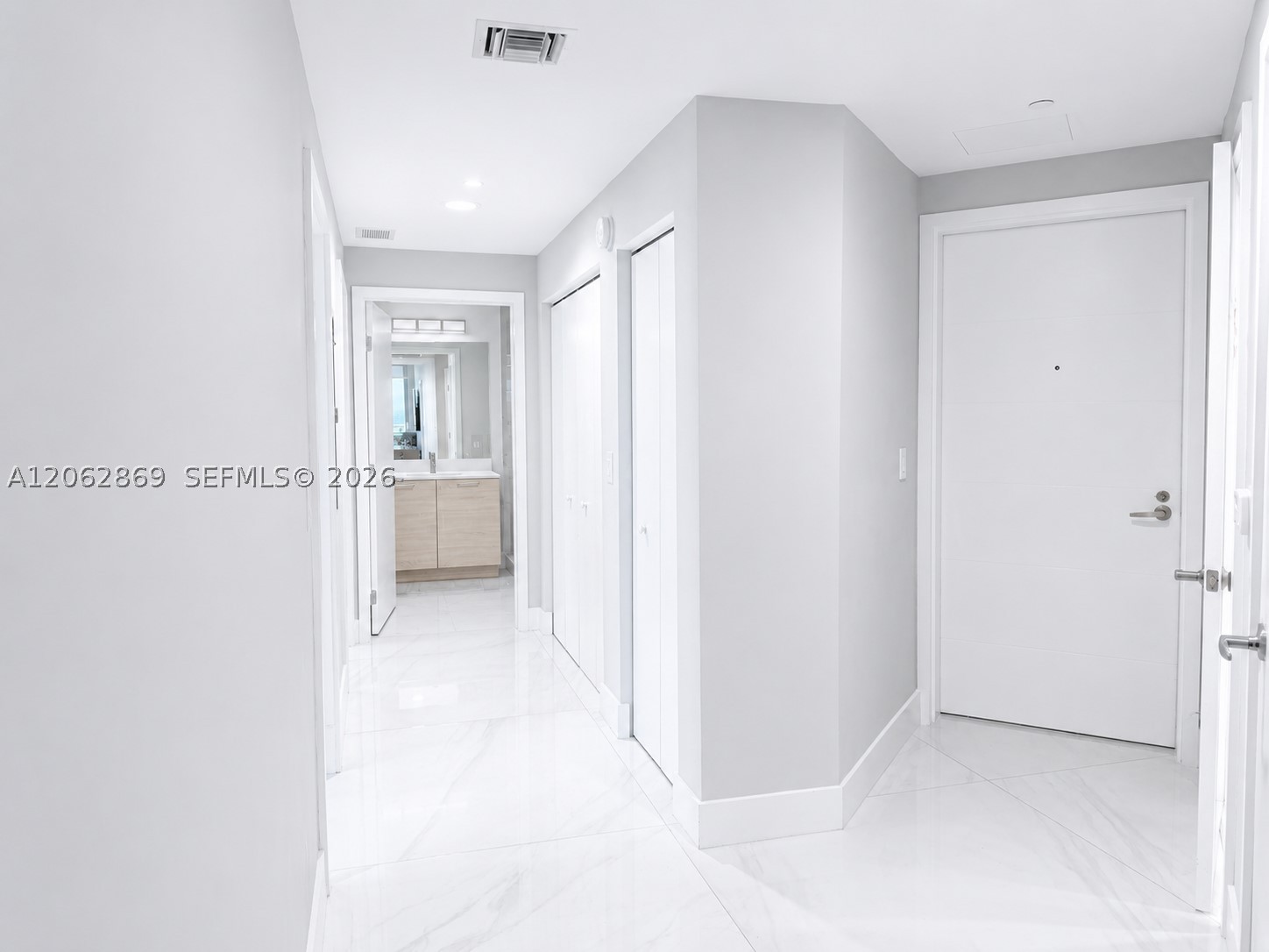 16385 Biscayne Blvd #2007, North Miami Beach FL 33160