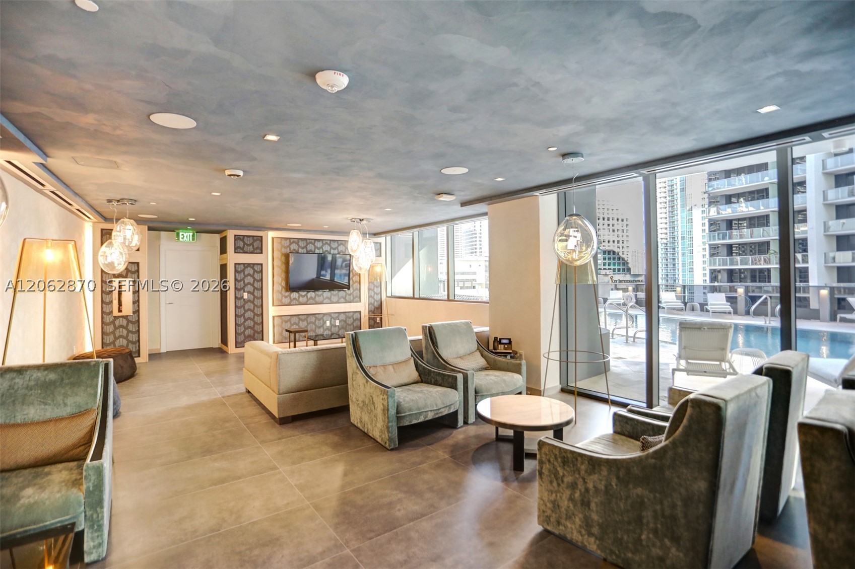 1000 Brickell Plaza #1904, Miami FL 33131