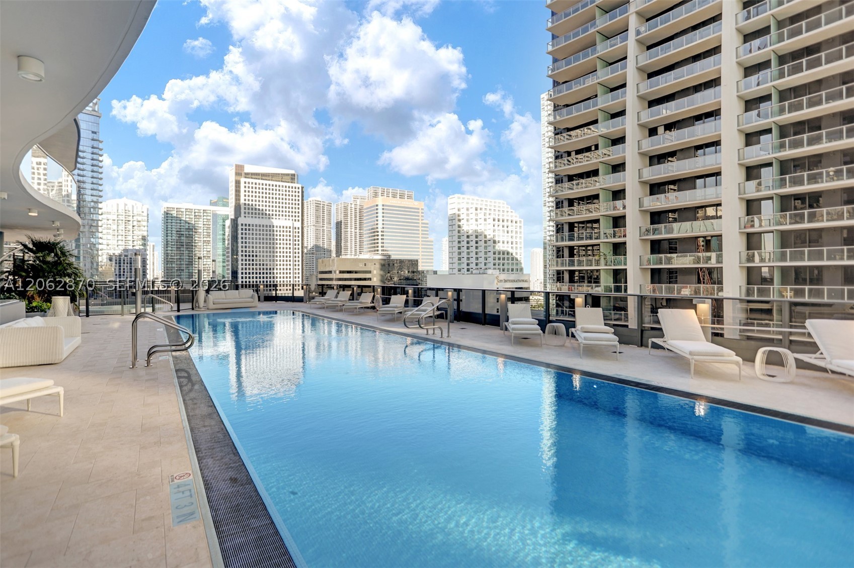 1000 Brickell Plaza #1904, Miami FL 33131