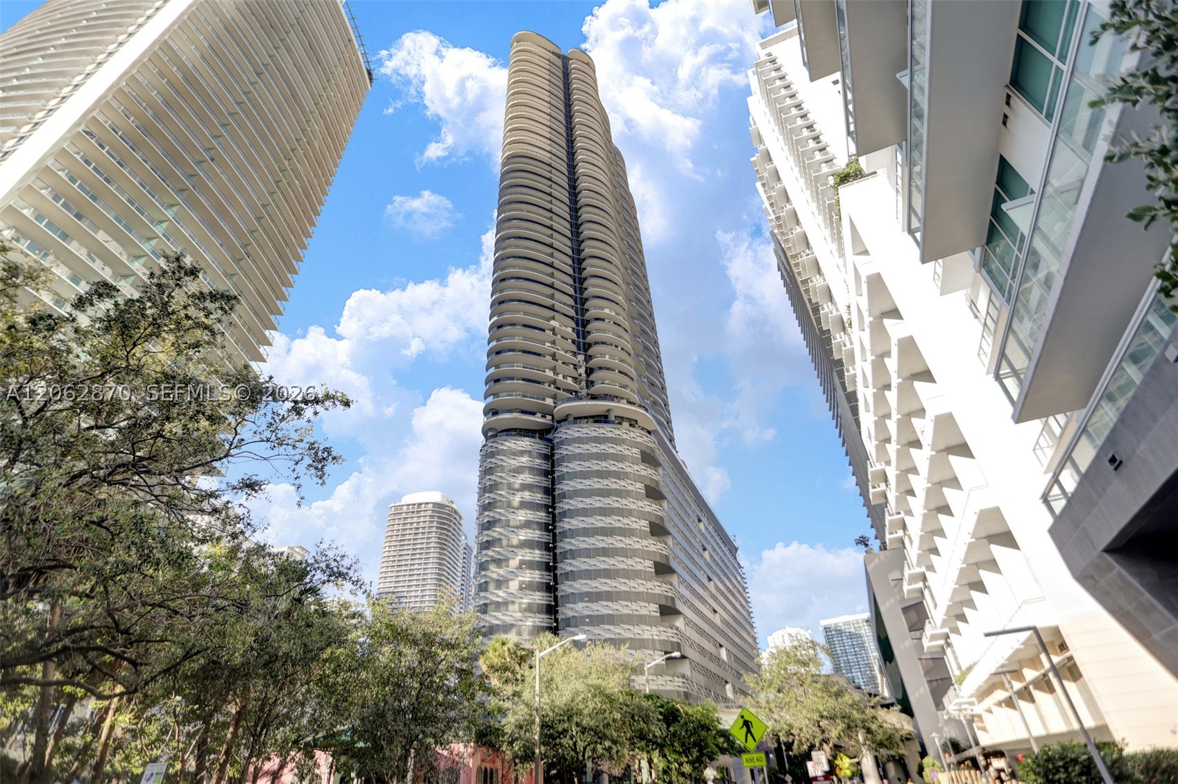 1000 Brickell Plaza #1904, Miami FL 33131