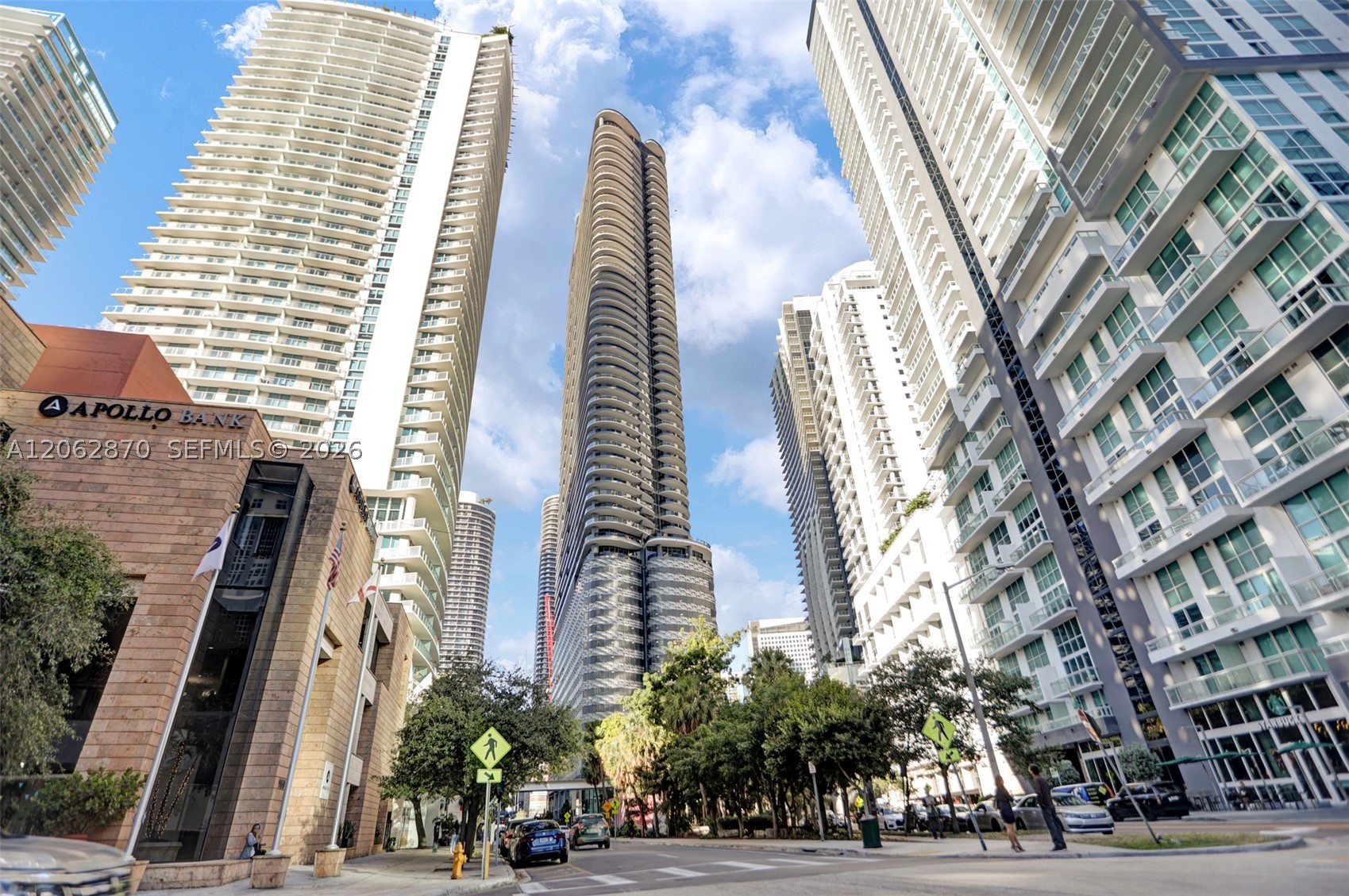 1000 Brickell Plaza #1904, Miami FL 33131