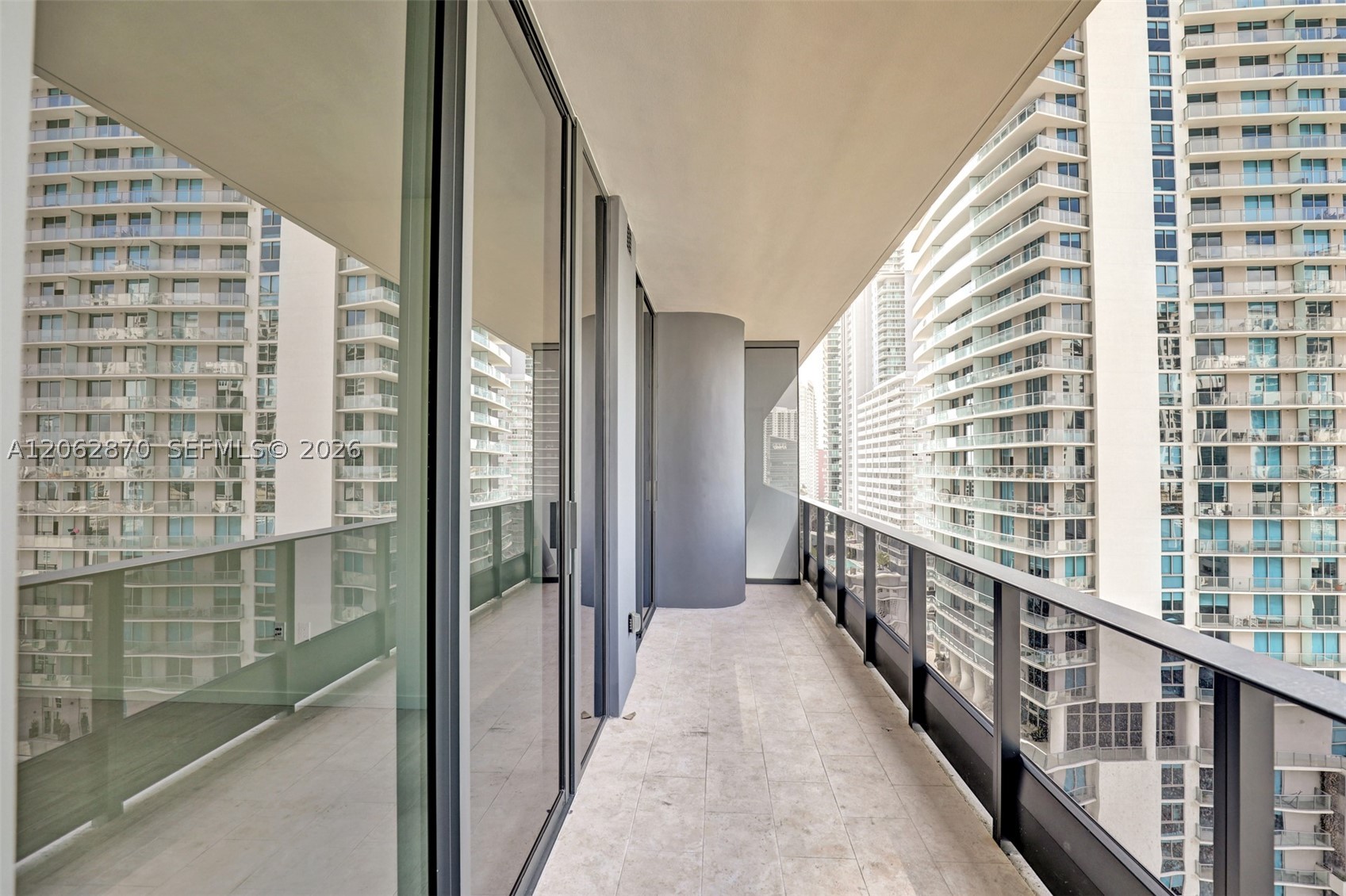 1000 Brickell Plaza #1904, Miami FL 33131