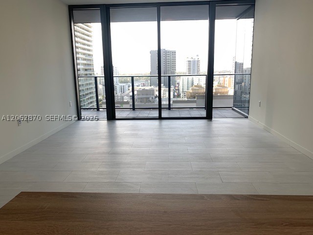 1000 Brickell Plaza #1904, Miami FL 33131