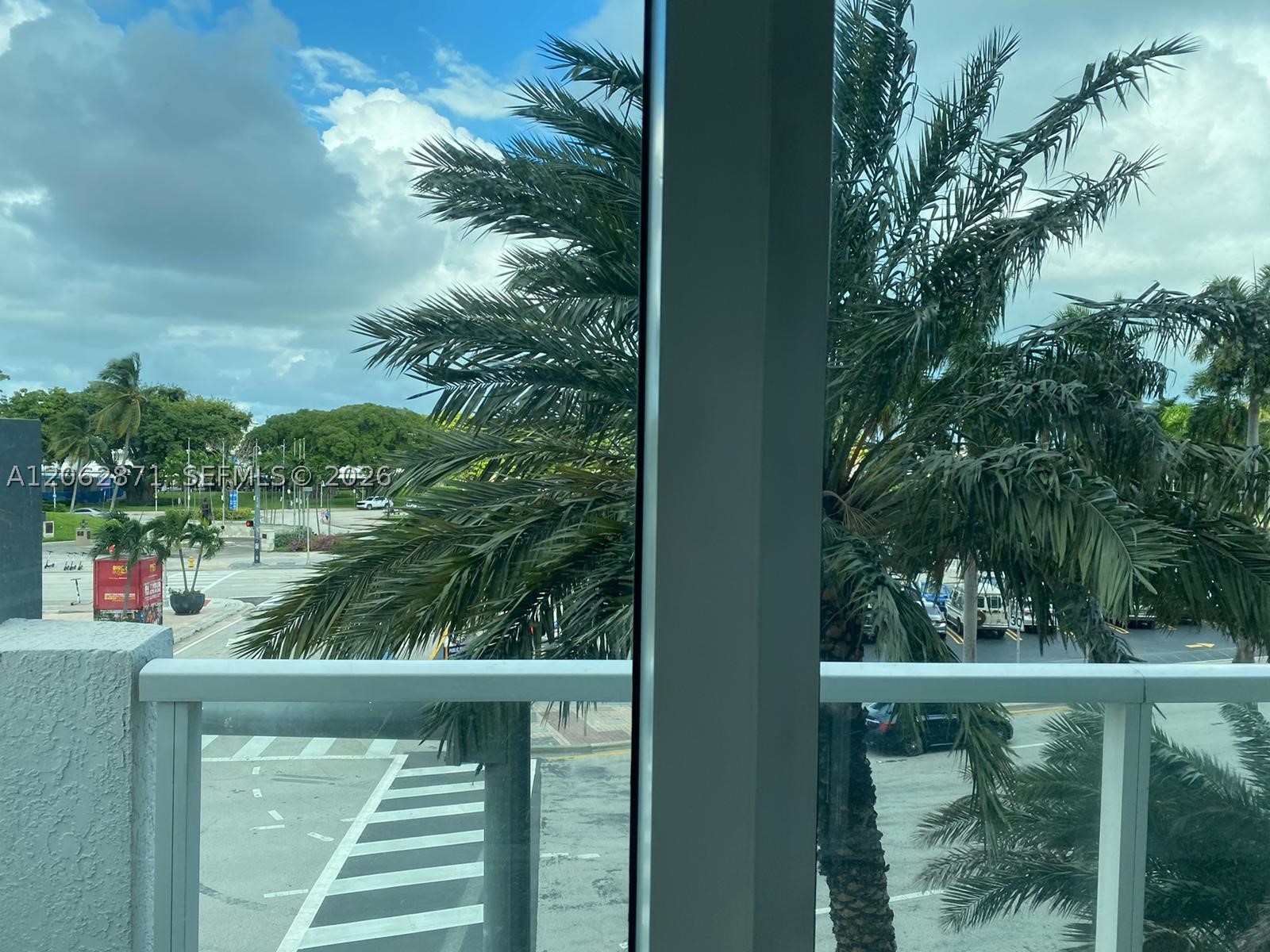 Miami FL 33132 - A12062871