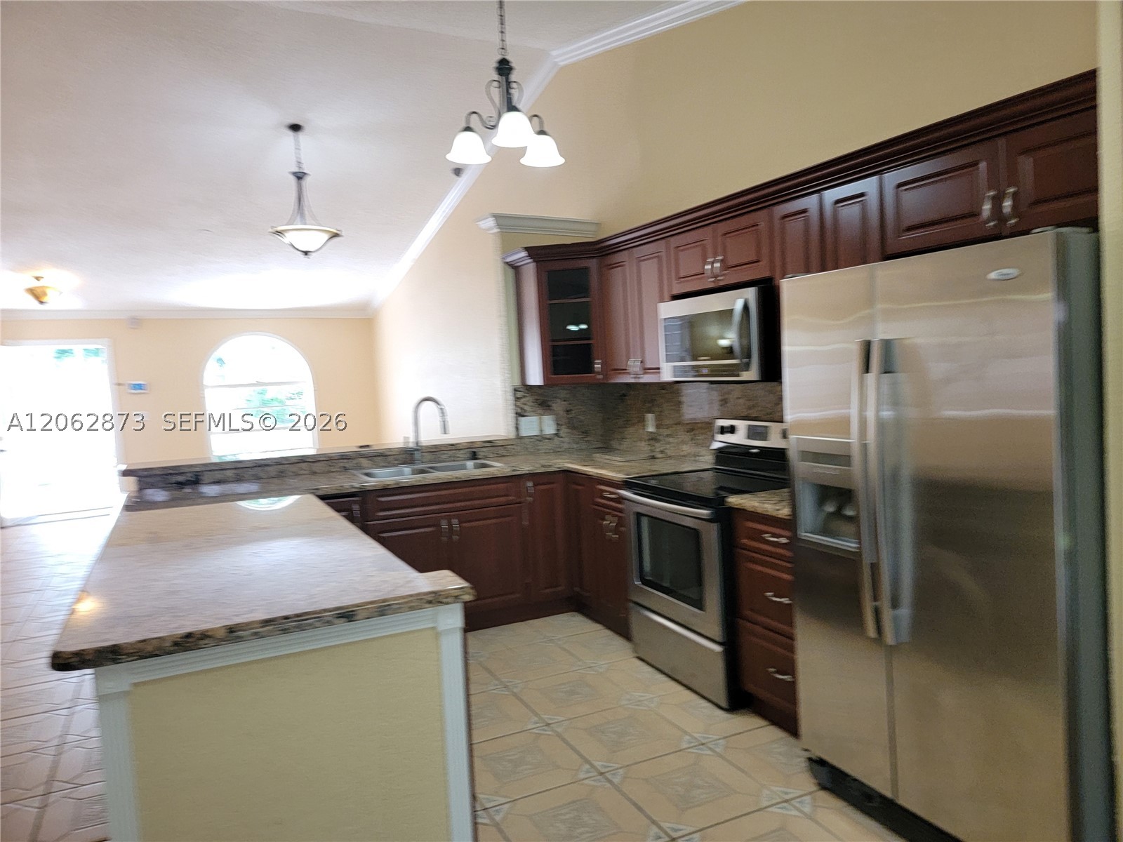 7927 NW 50th St, Lauderhill FL 33351