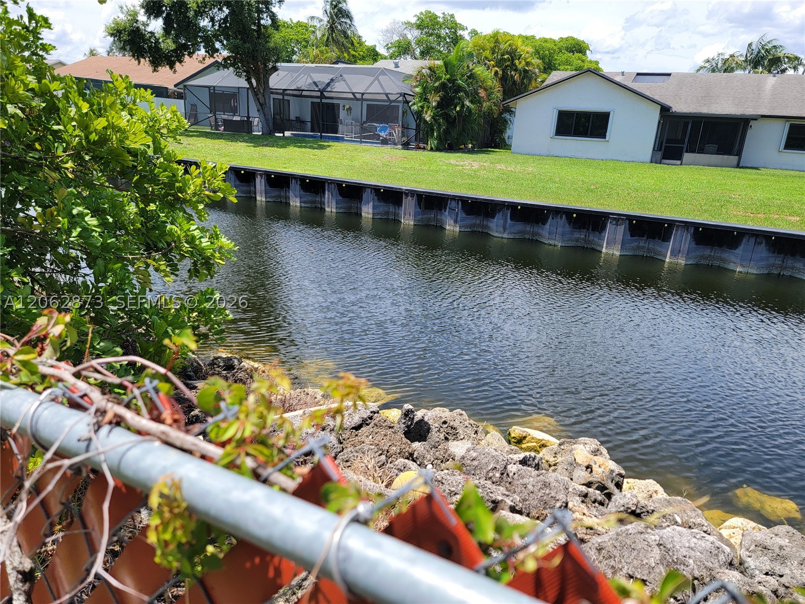 7927 NW 50th St, Lauderhill FL 33351