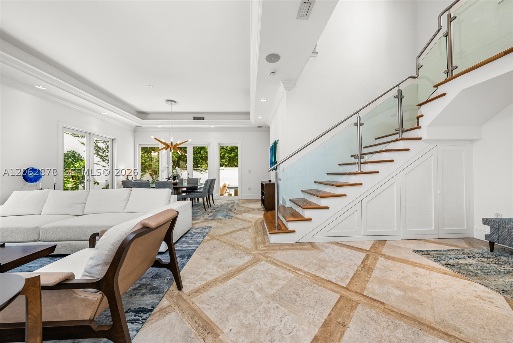 6 Coconut Ln, Key Biscayne FL 33149