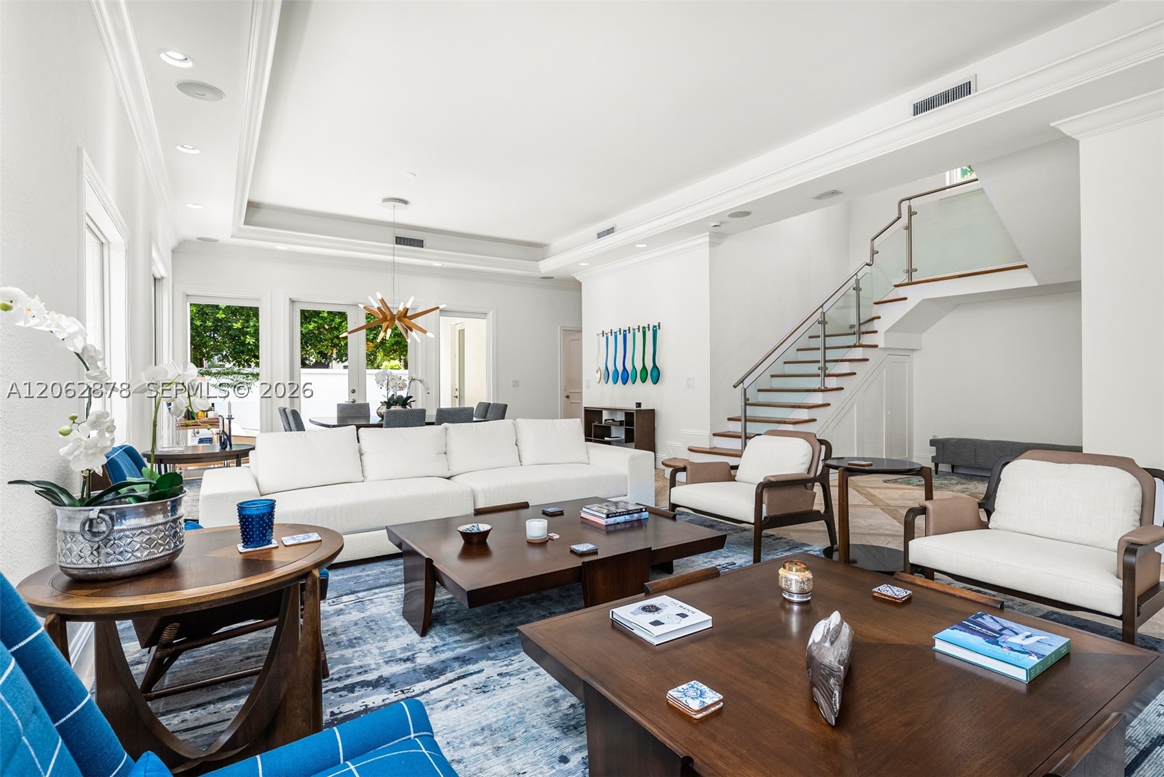 6 Coconut Ln, Key Biscayne FL 33149