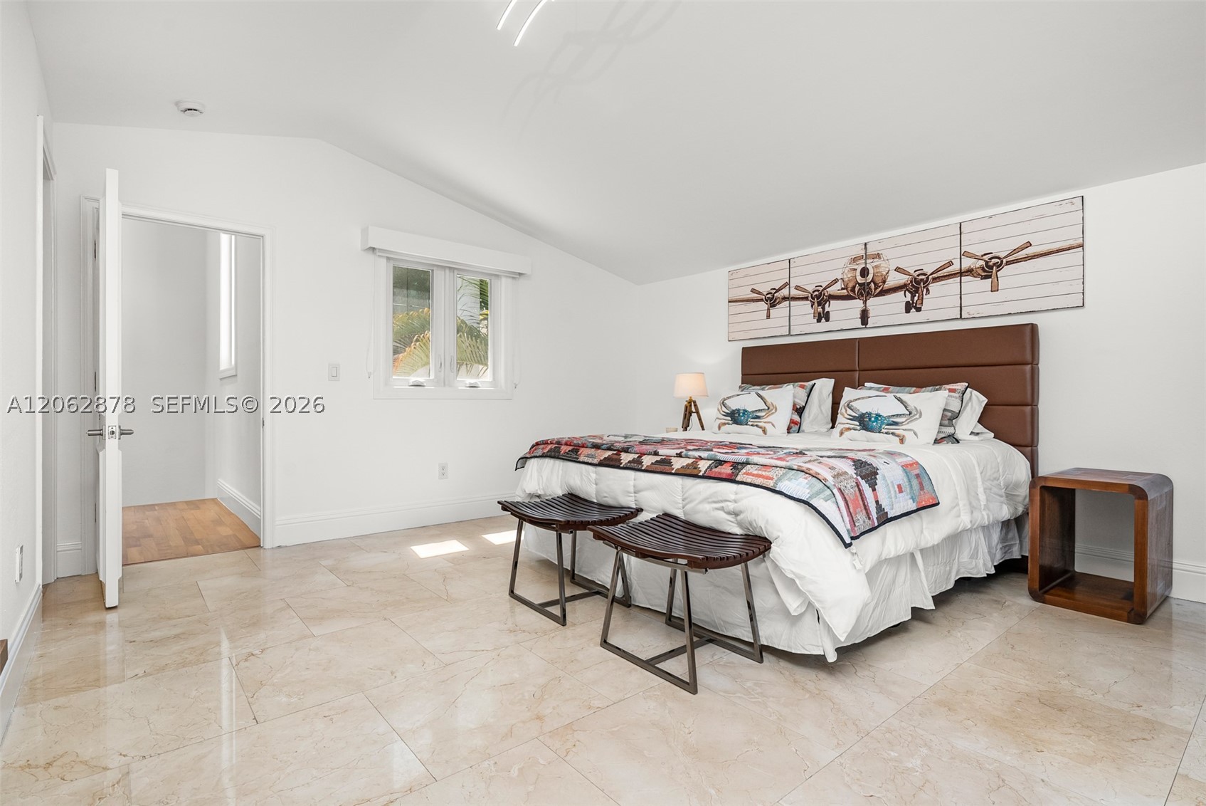 6 Coconut Ln, Key Biscayne FL 33149