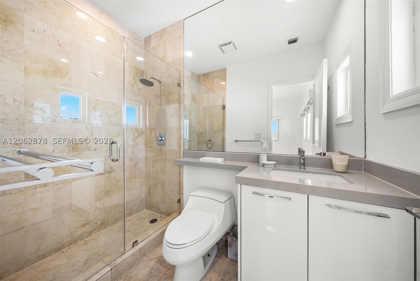 6 Coconut Ln, Key Biscayne FL 33149