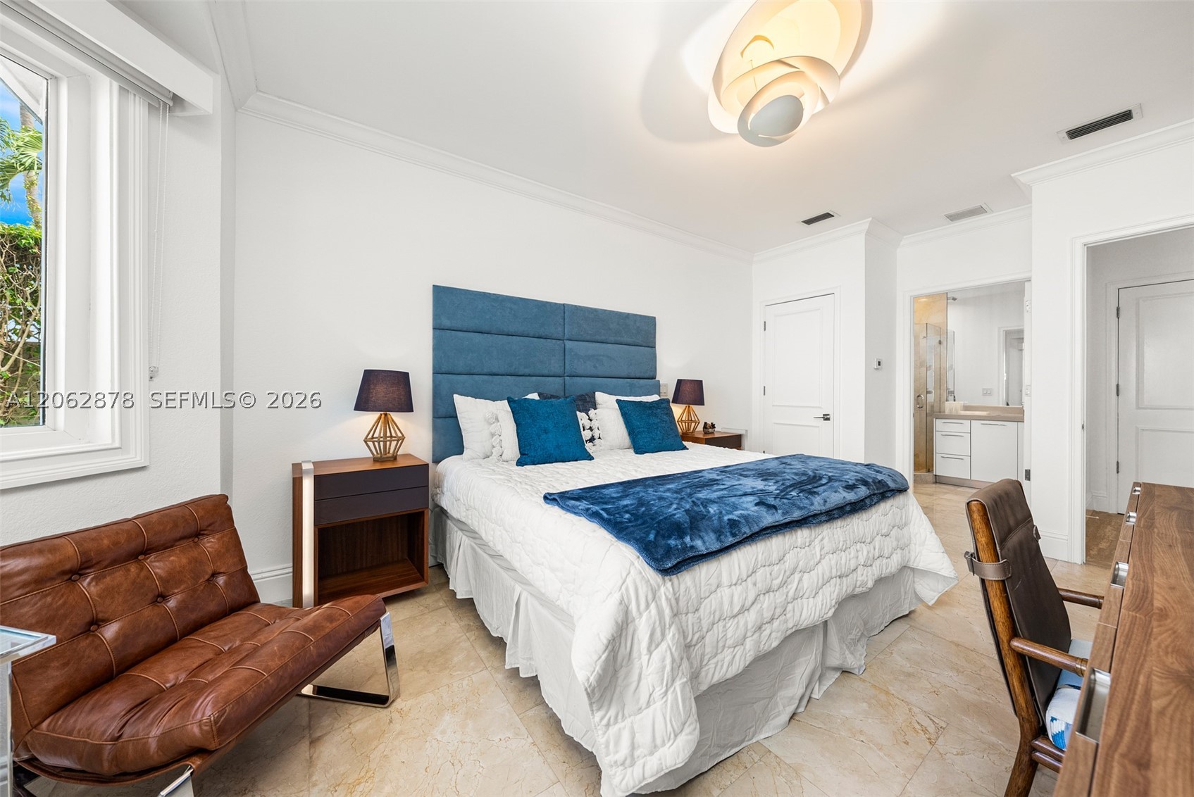 6 Coconut Ln, Key Biscayne FL 33149