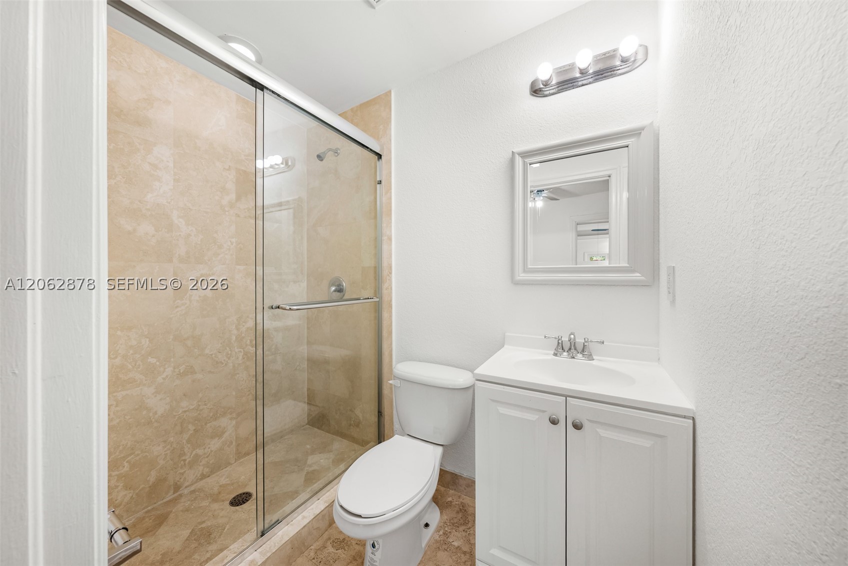 6 Coconut Ln, Key Biscayne FL 33149