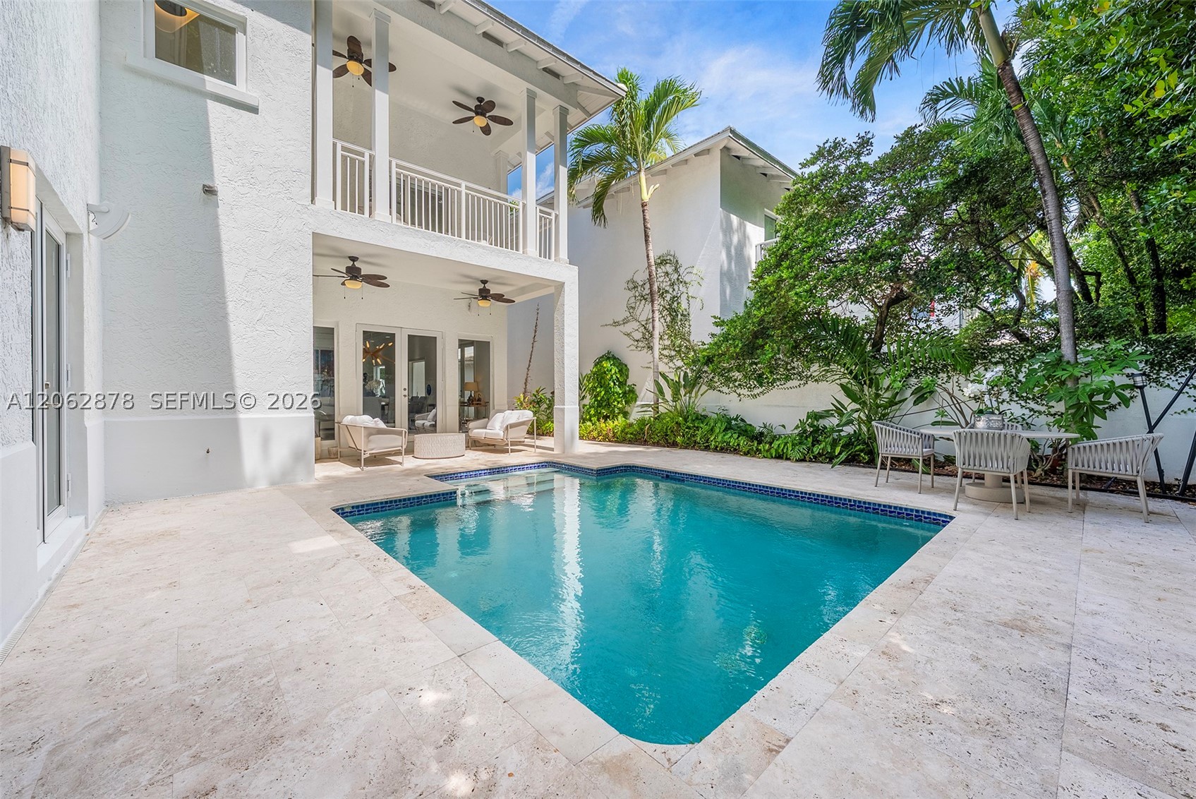 6 Coconut Ln, Key Biscayne FL 33149