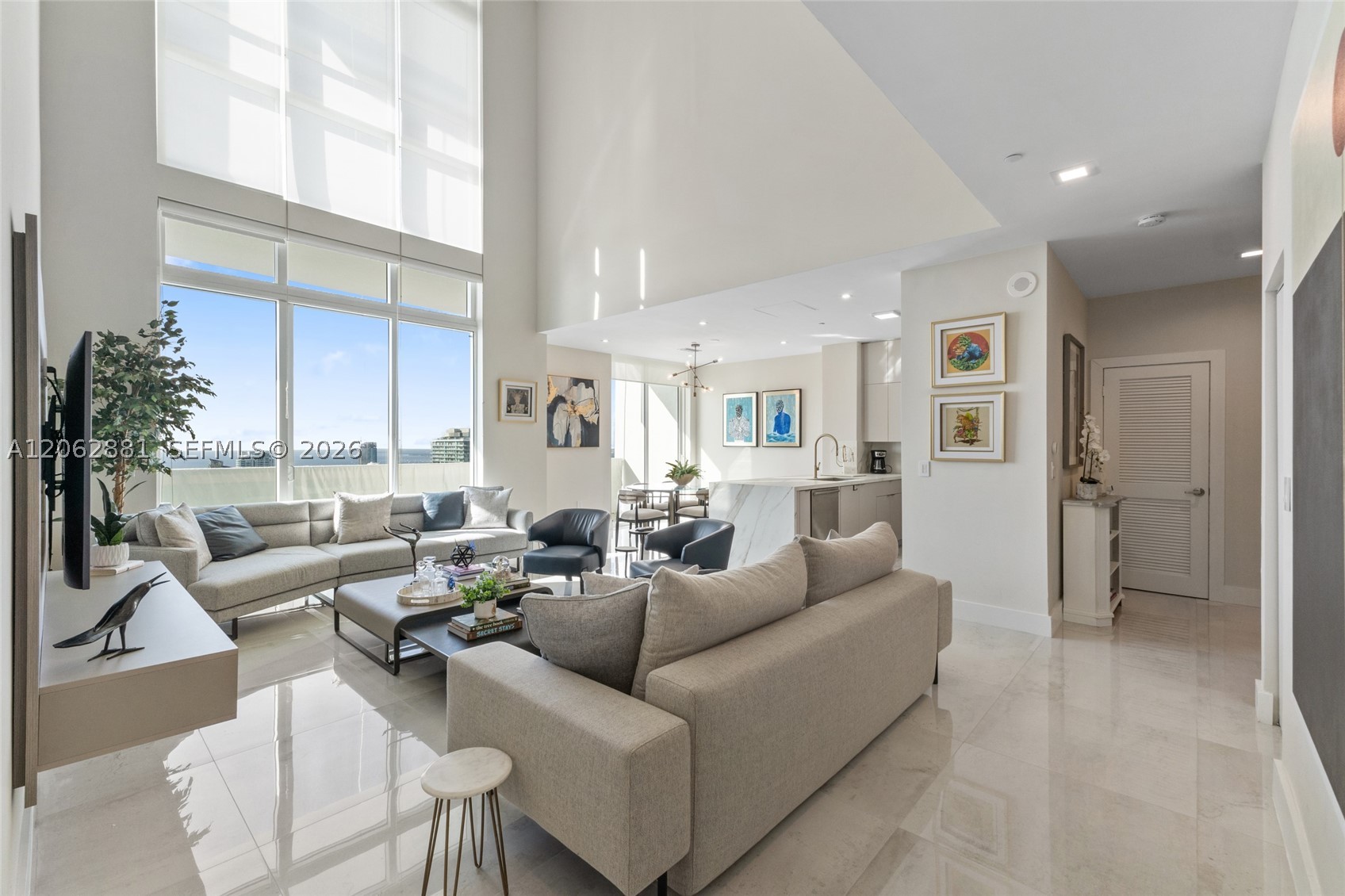 950 Brickell Bay Dr #5507, Miami FL 33131