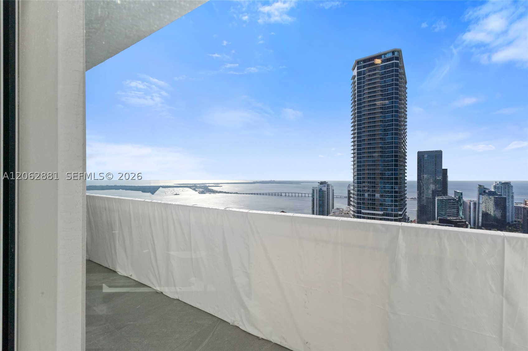 950 Brickell Bay Dr #5507, Miami FL 33131
