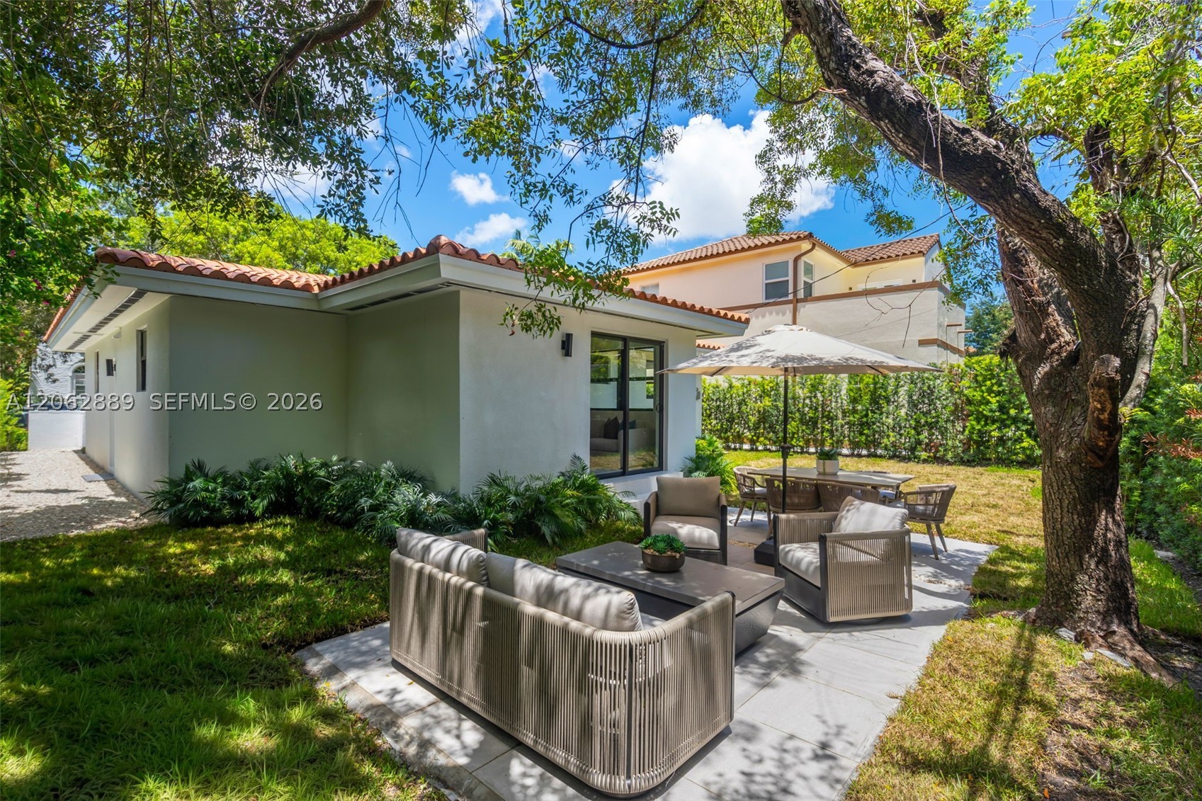 536 Minorca Ave, Coral Gables FL 33134