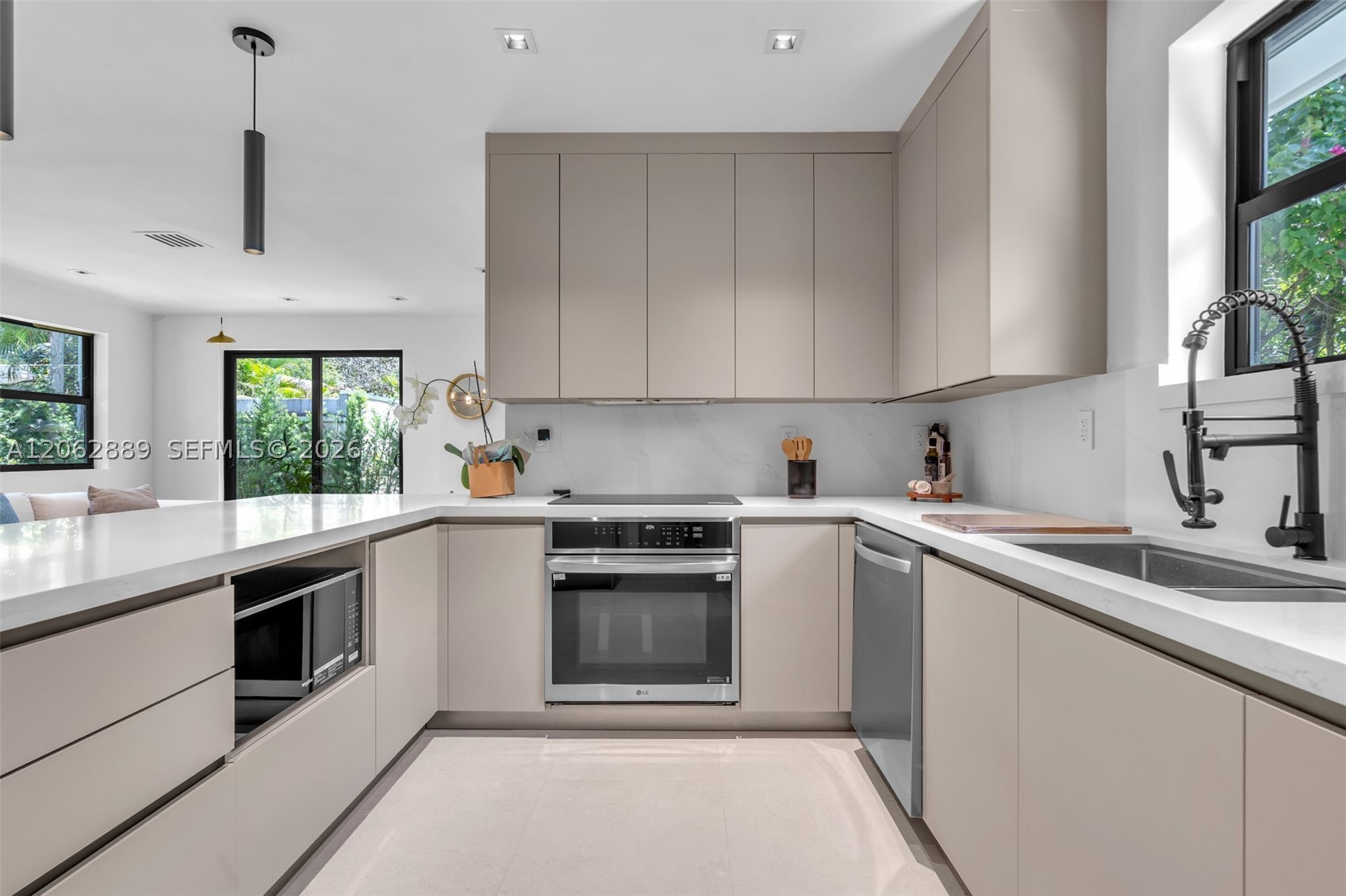 536 Minorca Ave, Coral Gables FL 33134