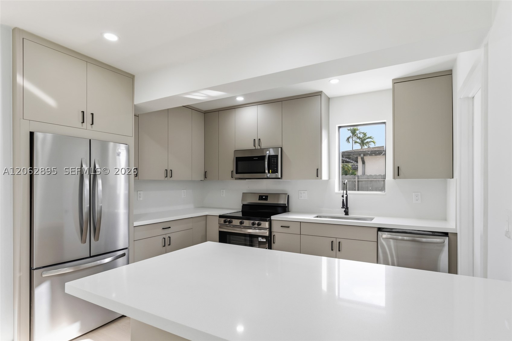 9660 Dominican Dr #0, Cutler Bay FL 33189