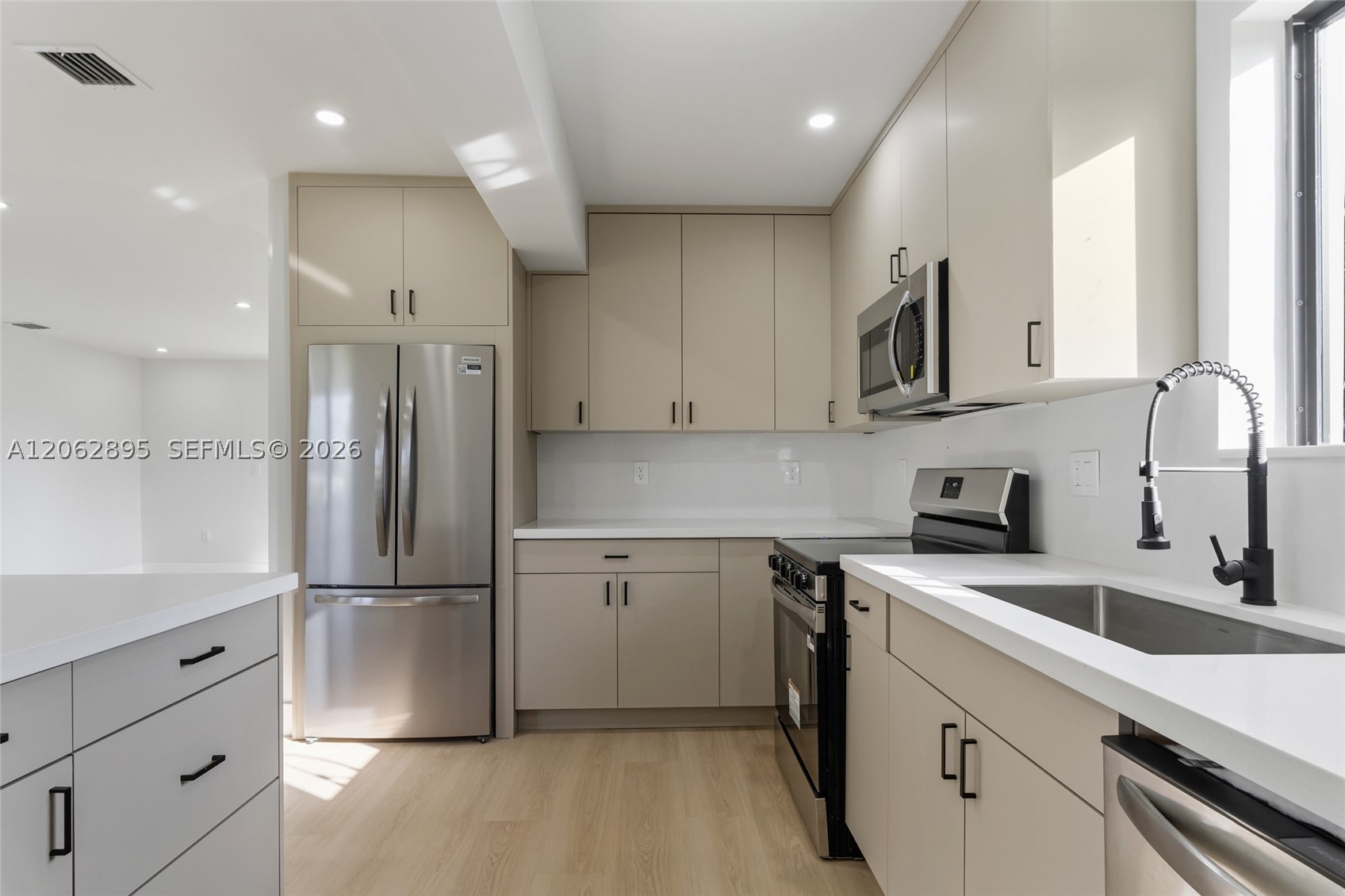 9660 Dominican Dr #0, Cutler Bay FL 33189