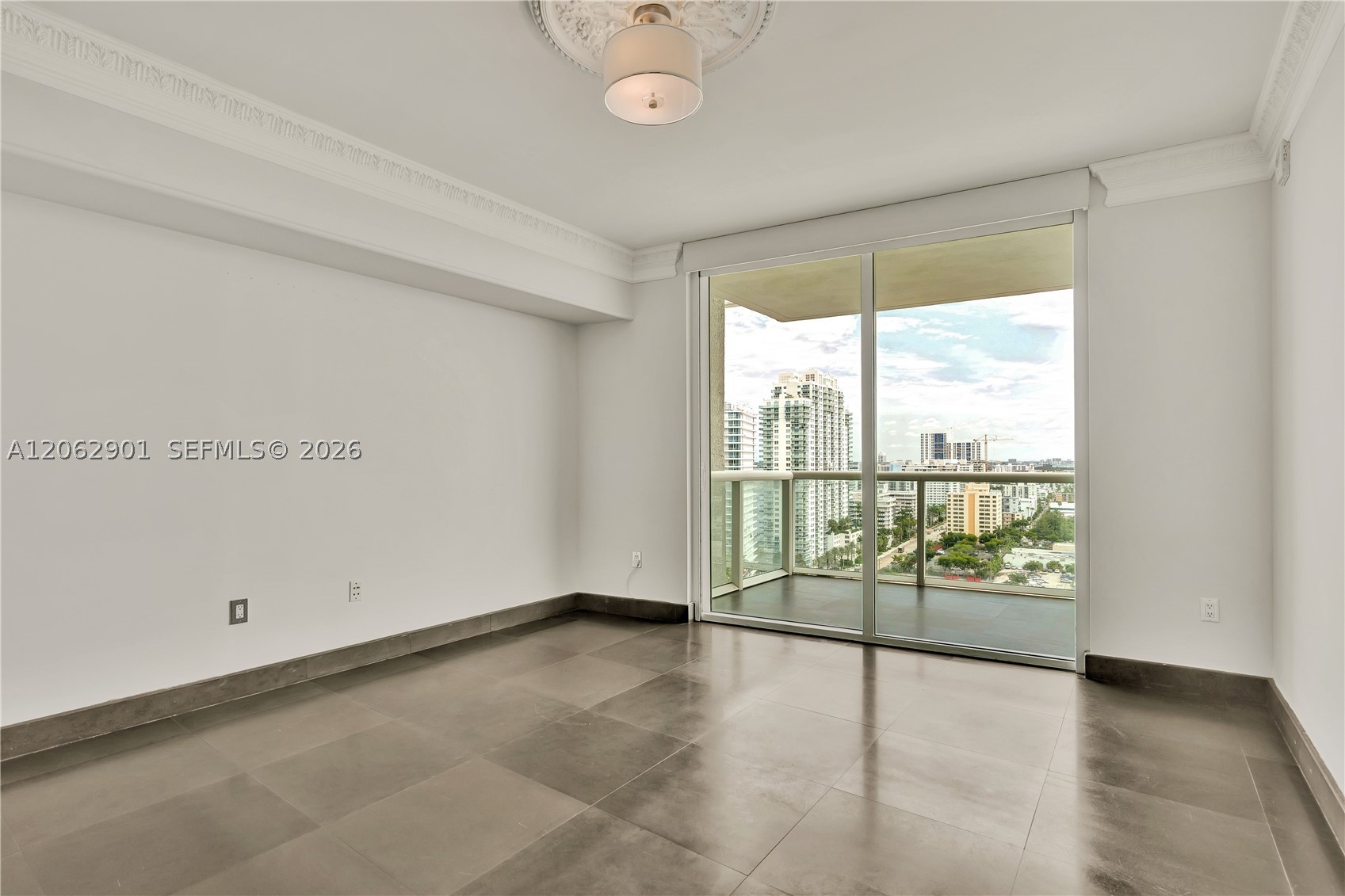 450 Alton Rd #1906, Miami Beach FL 33139