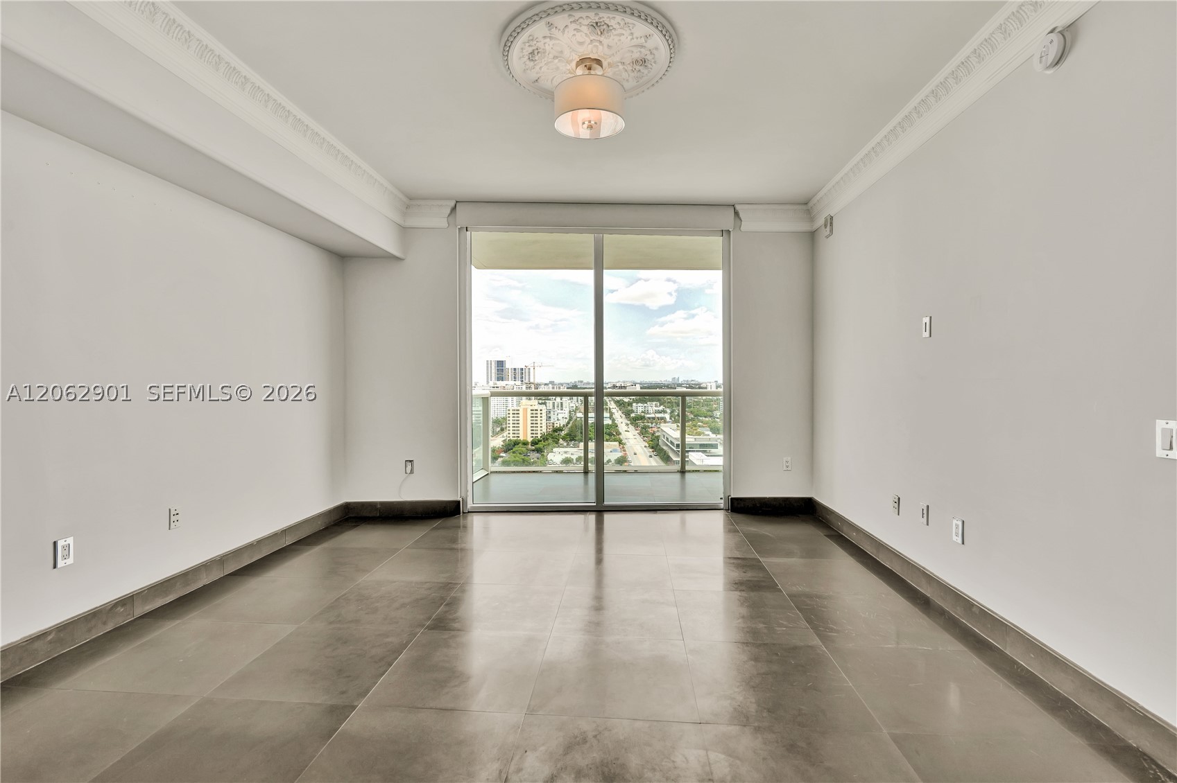 450 Alton Rd #1906, Miami Beach FL 33139