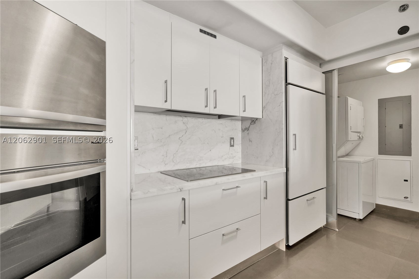 450 Alton Rd #1906, Miami Beach FL 33139