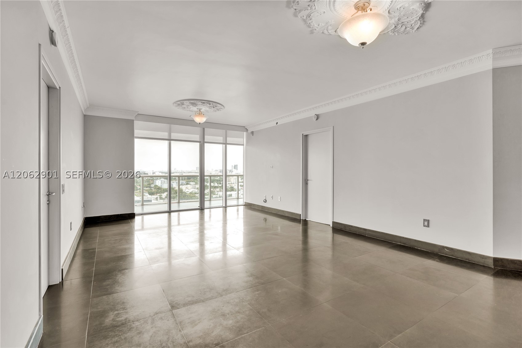 450 Alton Rd #1906, Miami Beach FL 33139