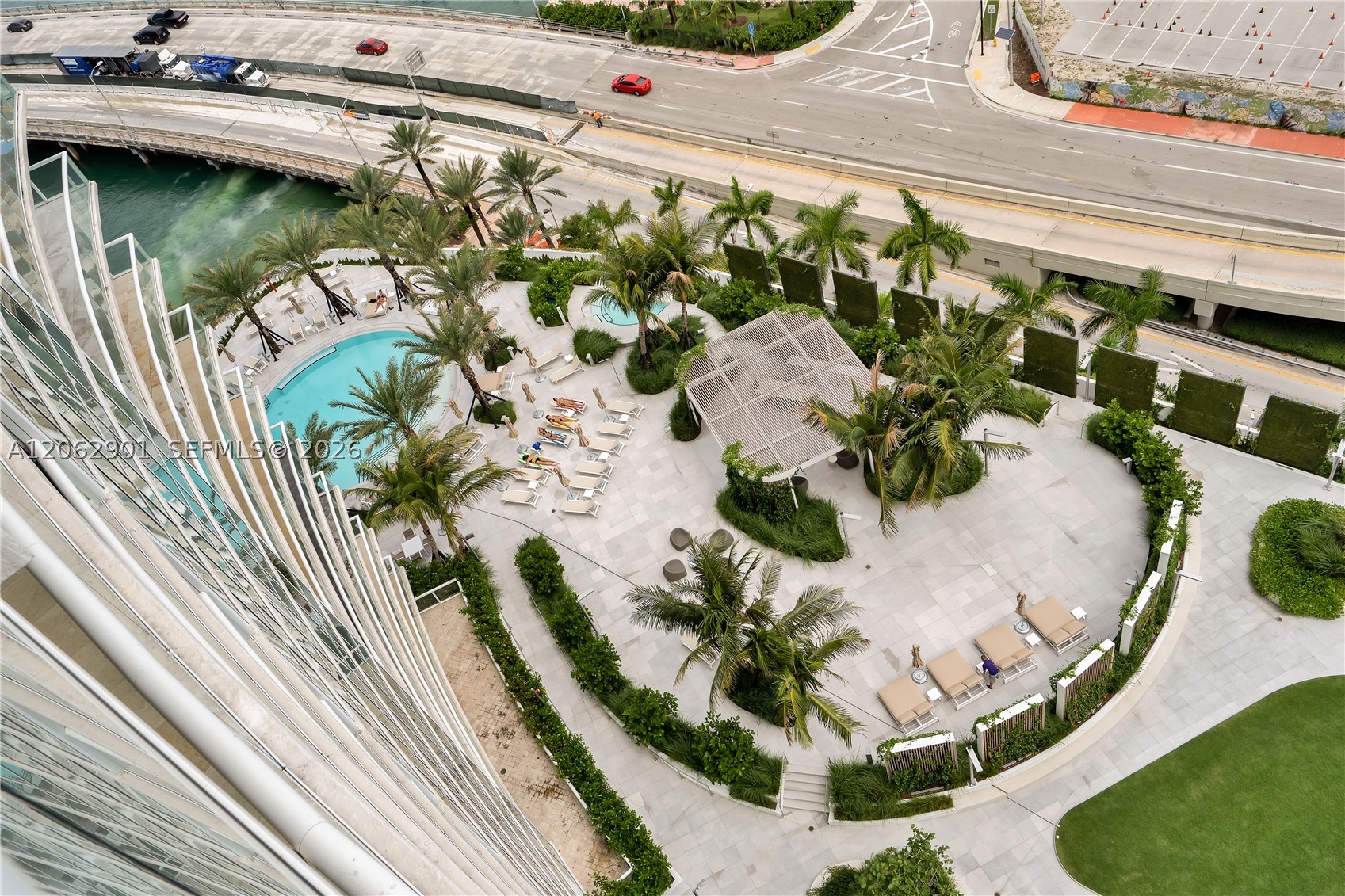 450 Alton Rd #1906, Miami Beach FL 33139