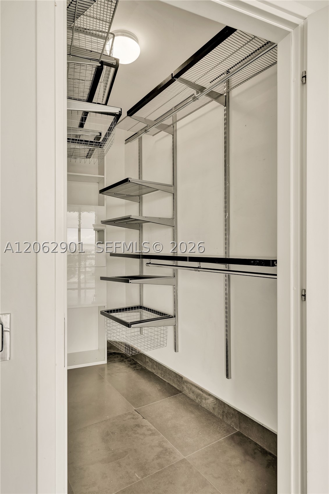 450 Alton Rd #1906, Miami Beach FL 33139