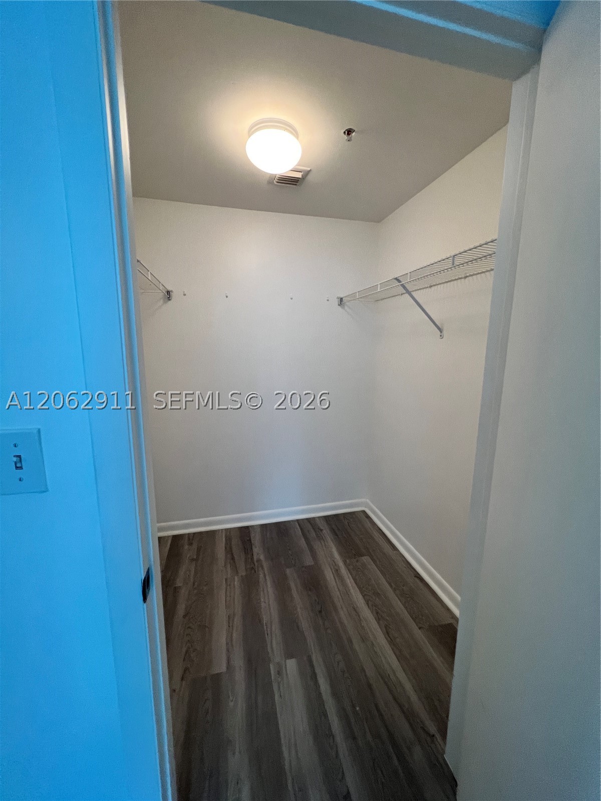 244 Biscayne Blvd #2609, Miami FL 33132