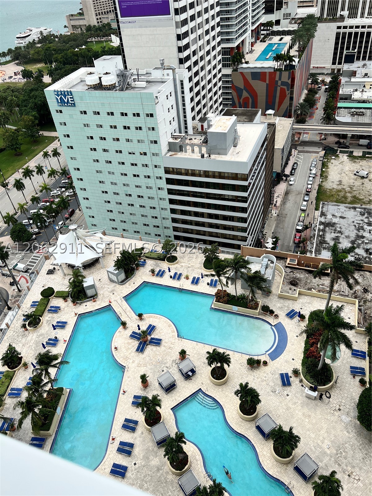 244 Biscayne Blvd #2609, Miami FL 33132
