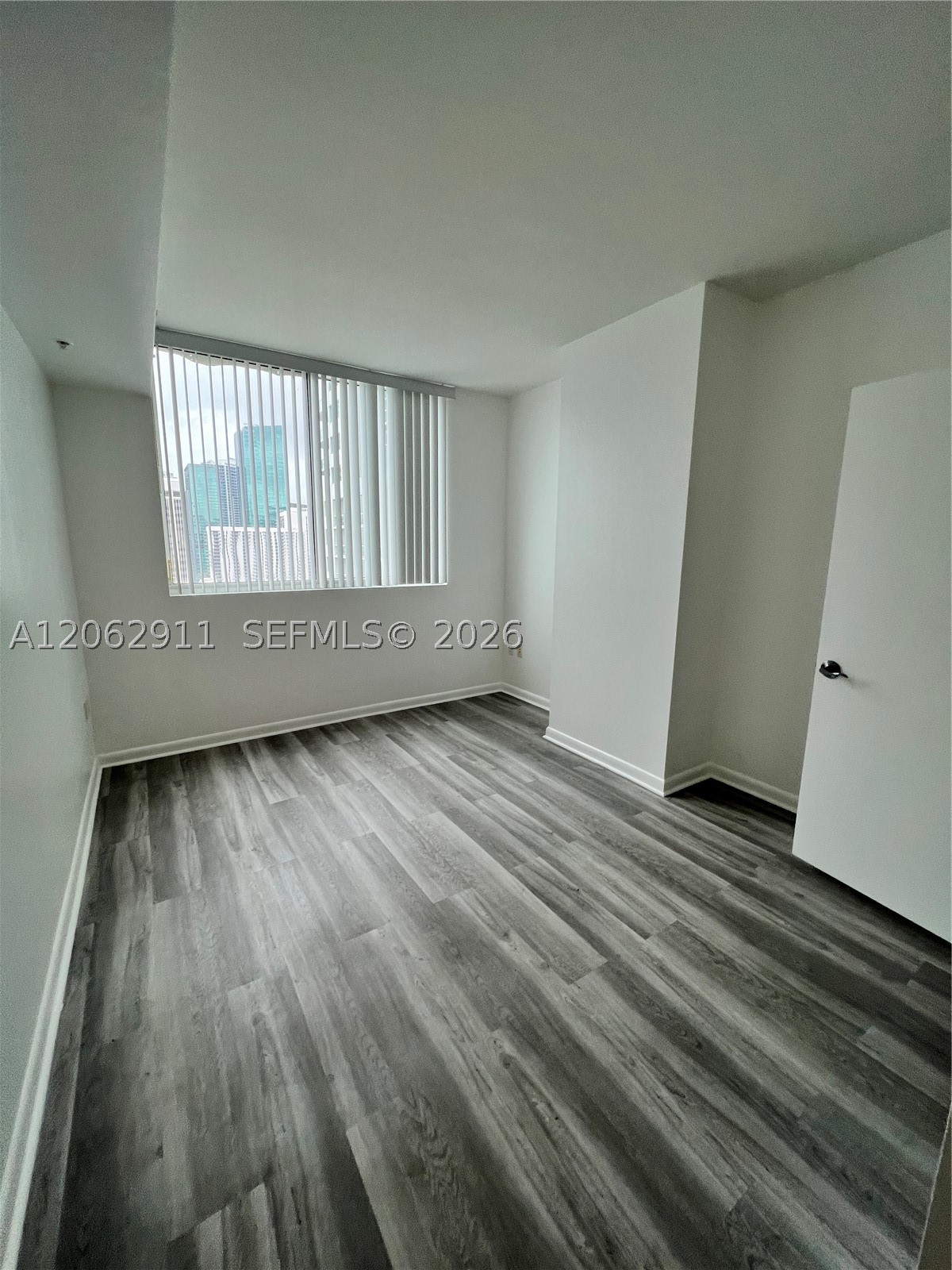 244 Biscayne Blvd #2609, Miami FL 33132