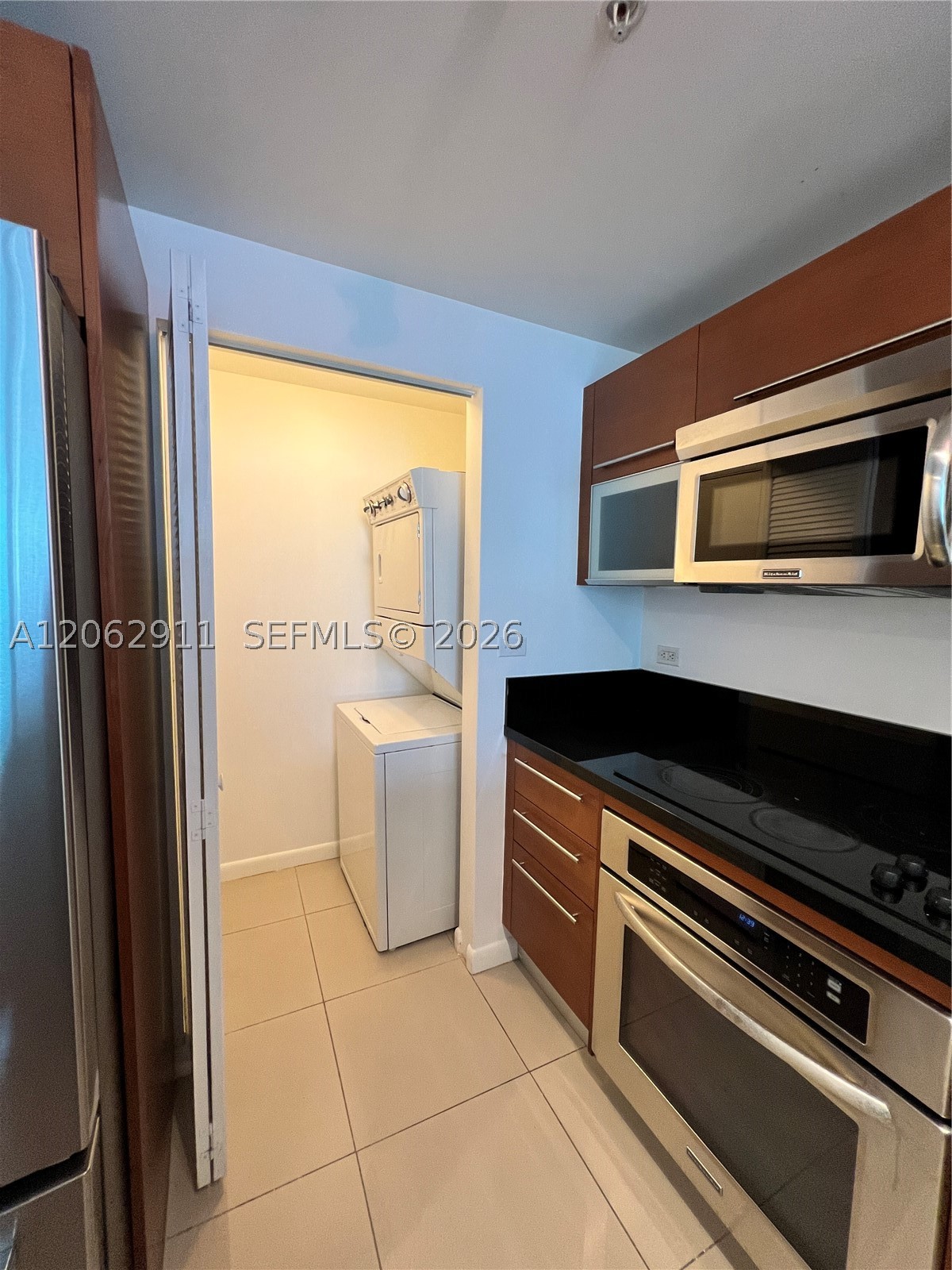 244 Biscayne Blvd #2609, Miami FL 33132