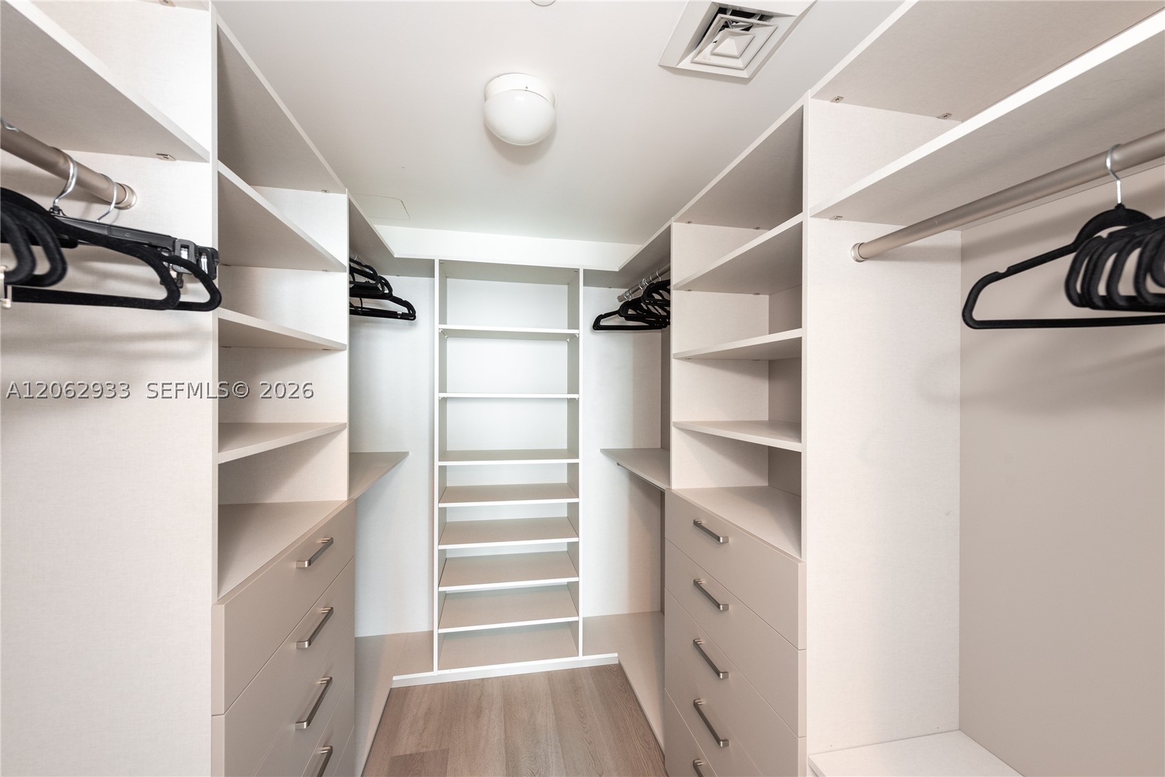 360 Ocean Dr #904S, Key Biscayne FL 33149